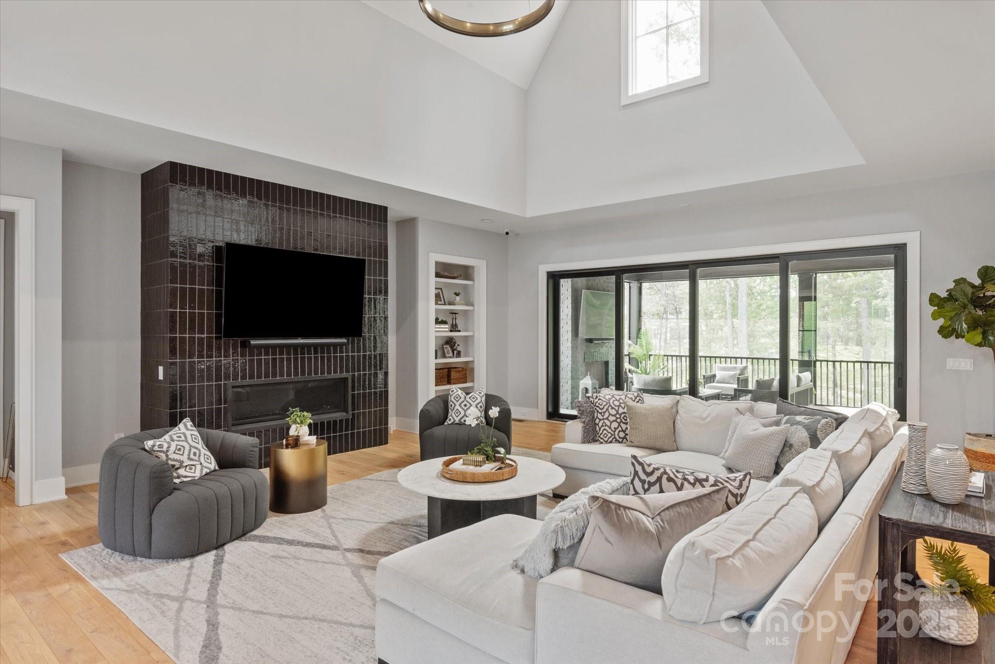114 Pecan Cove Lane