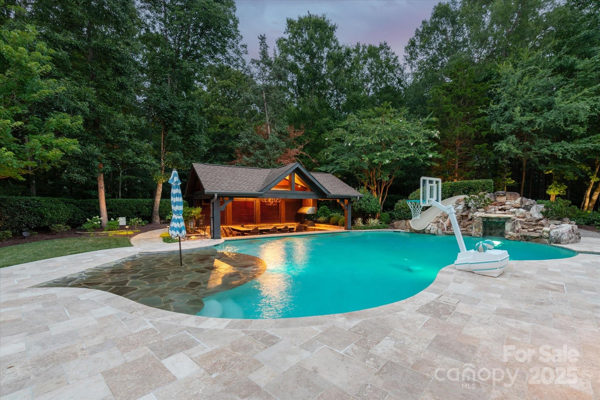 5016 Groves Edge Lane