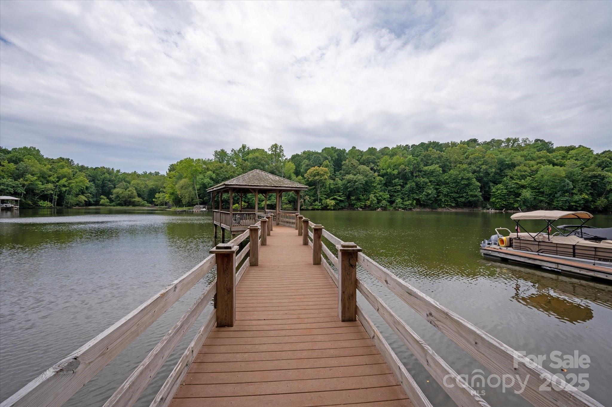 10535 Island Point Road