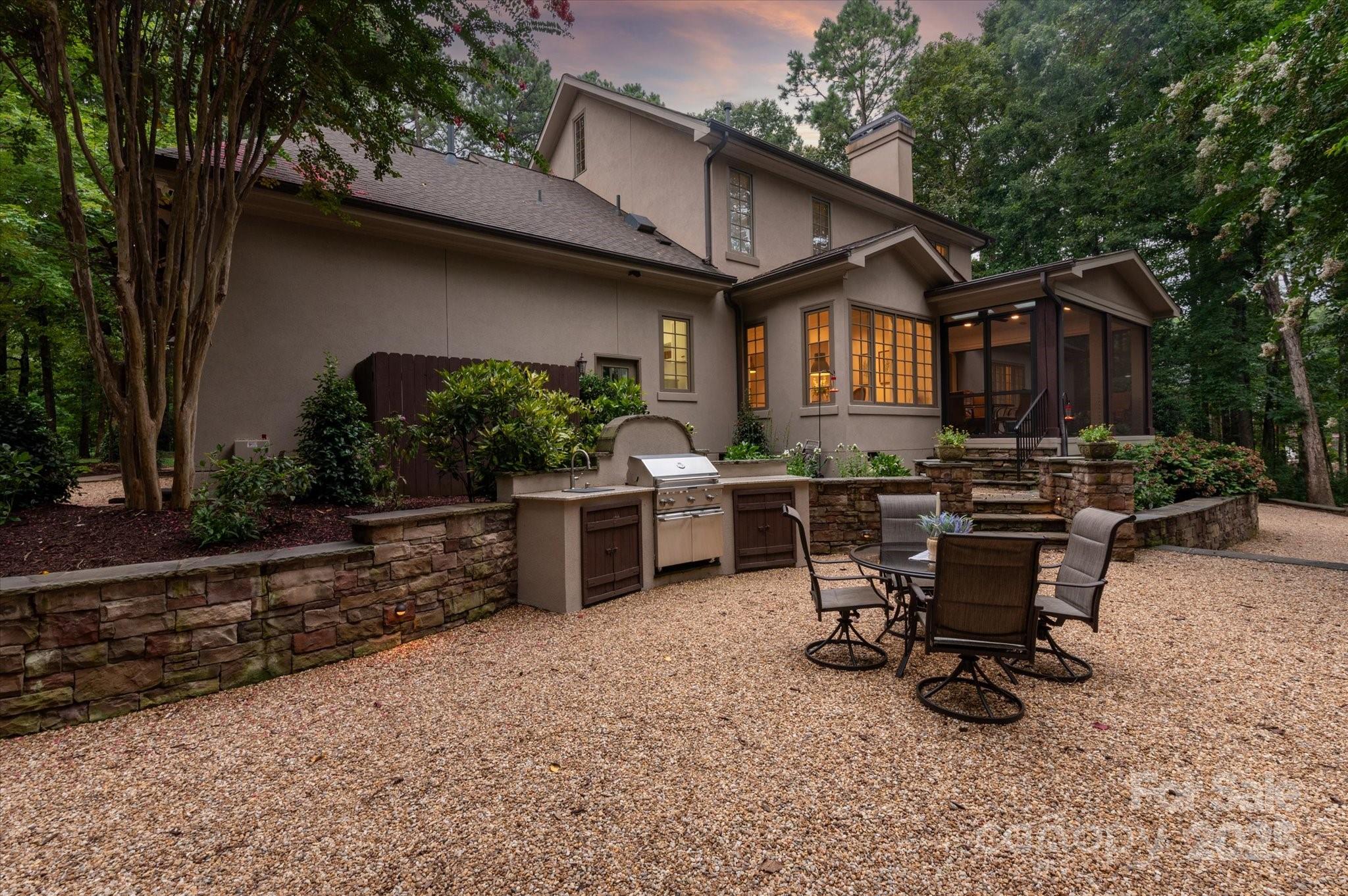 10535 Island Point Road