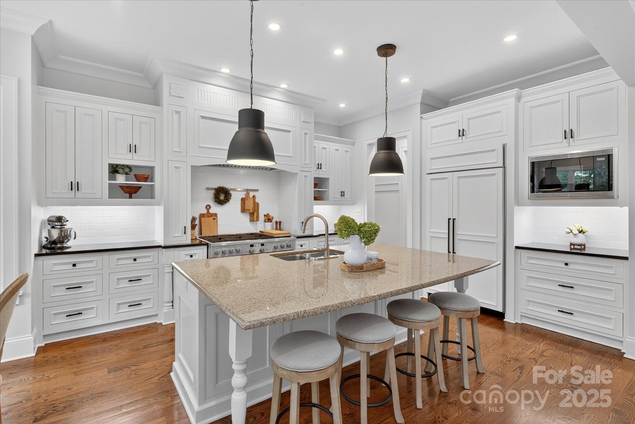 10535 Island Point Road