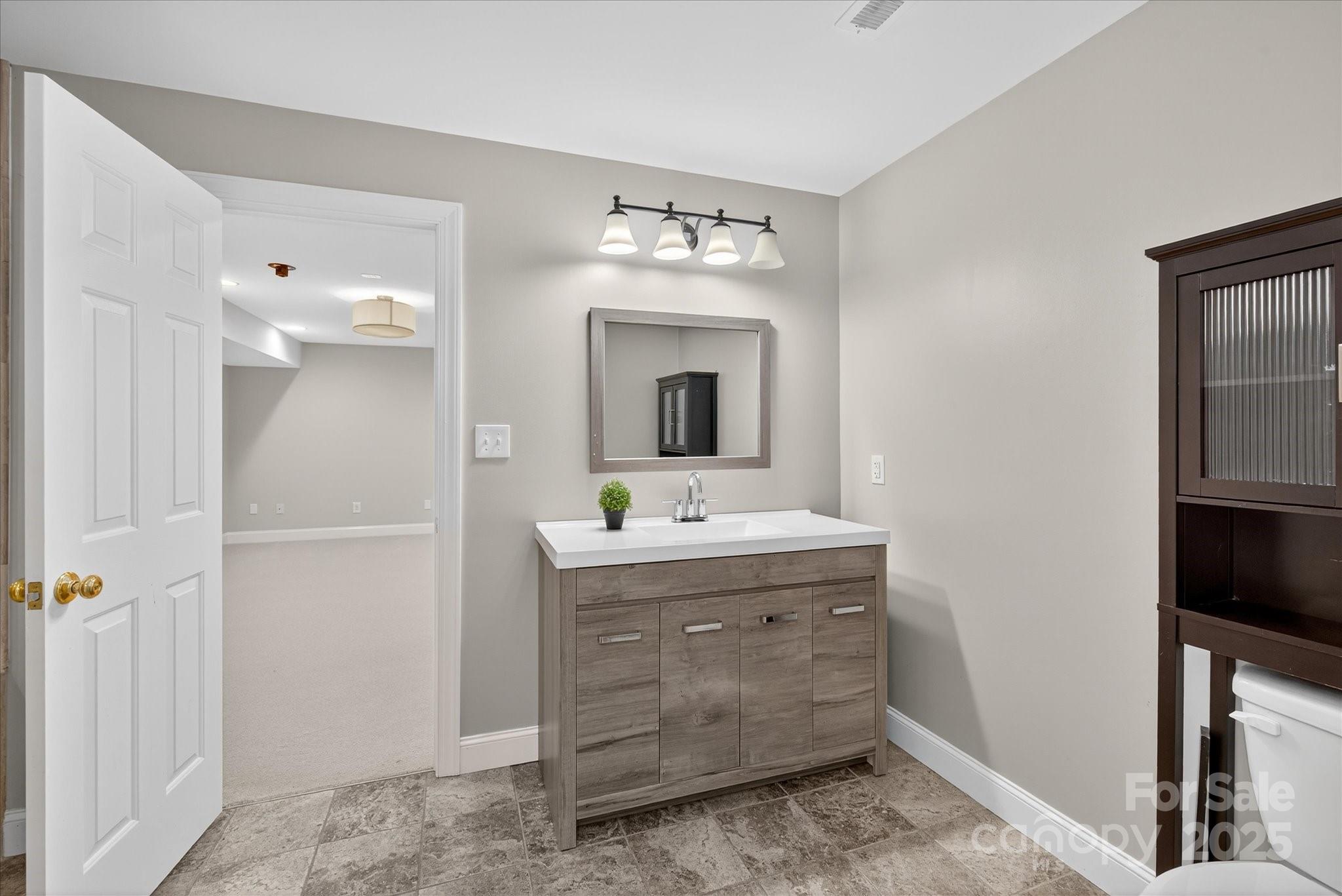 3009 Groves Edge Lane