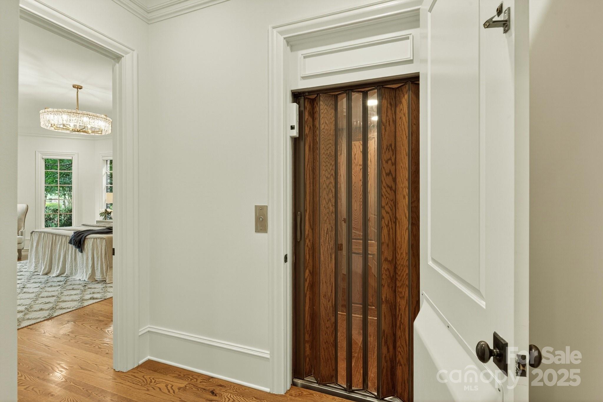 8716 Chewton Glen Drive