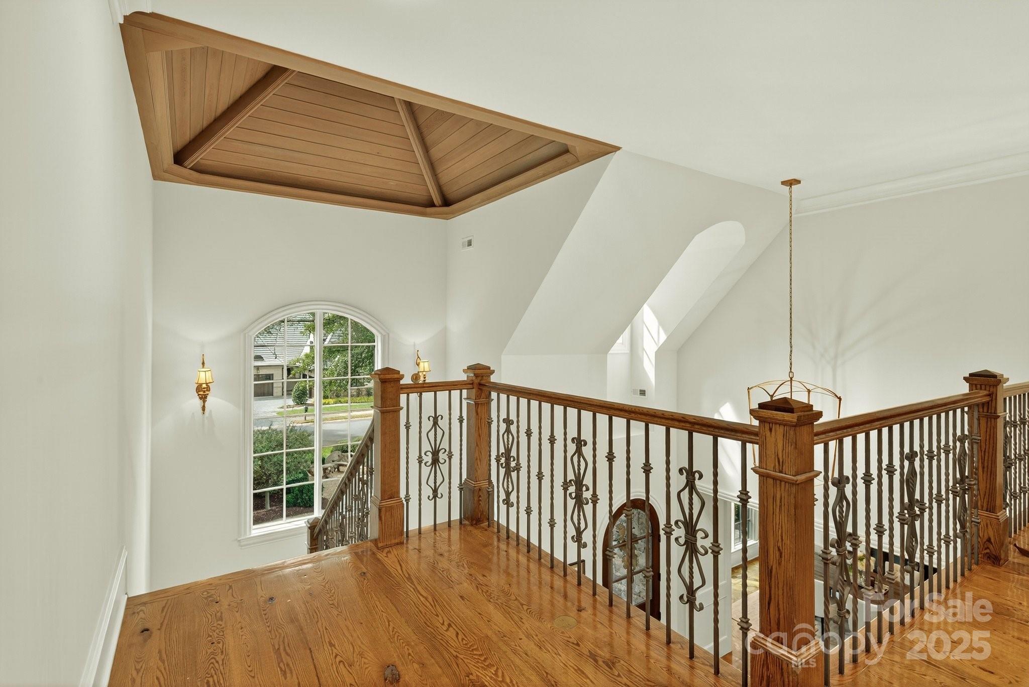 8716 Chewton Glen Drive