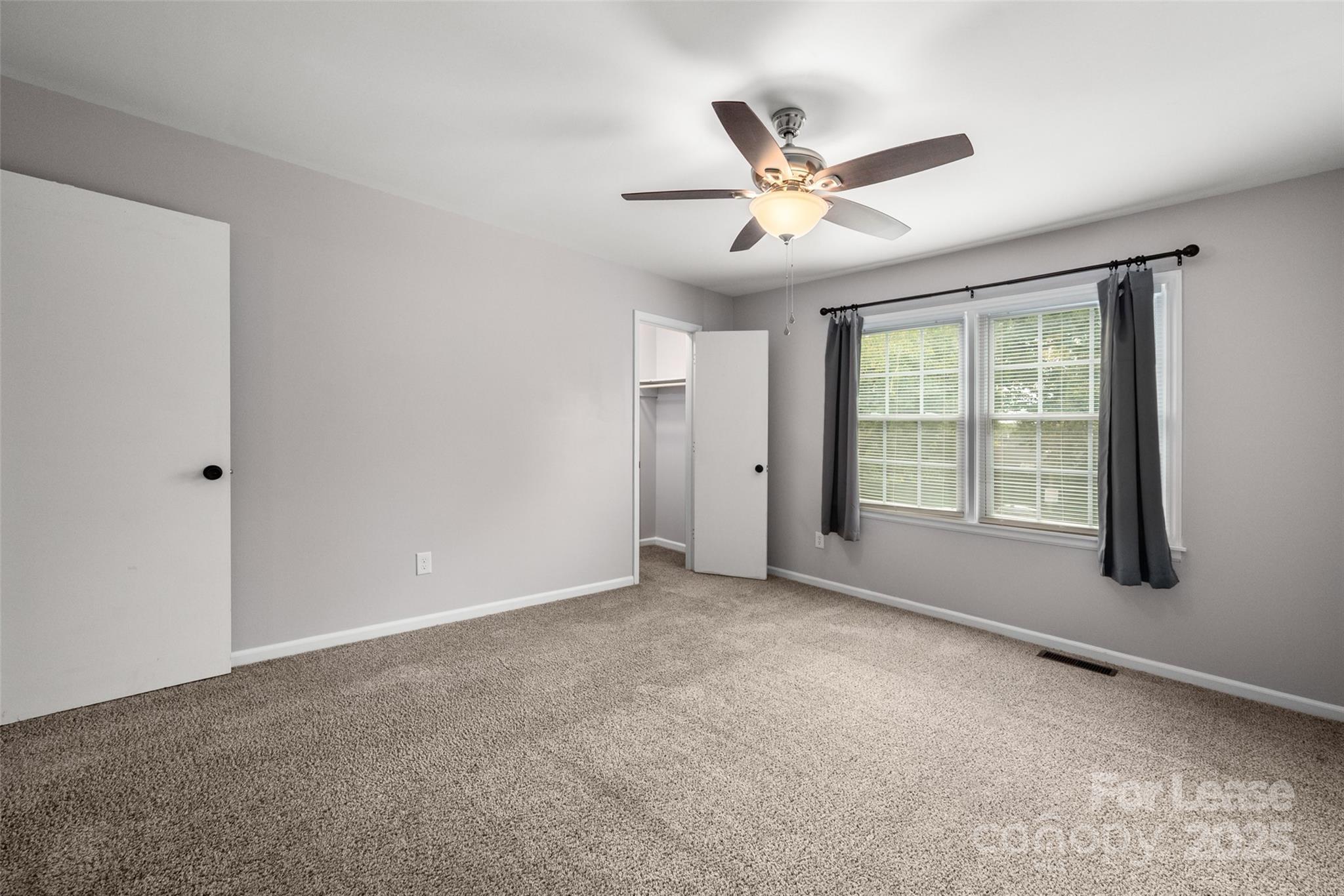 1422 Delane Avenue Unit: 9