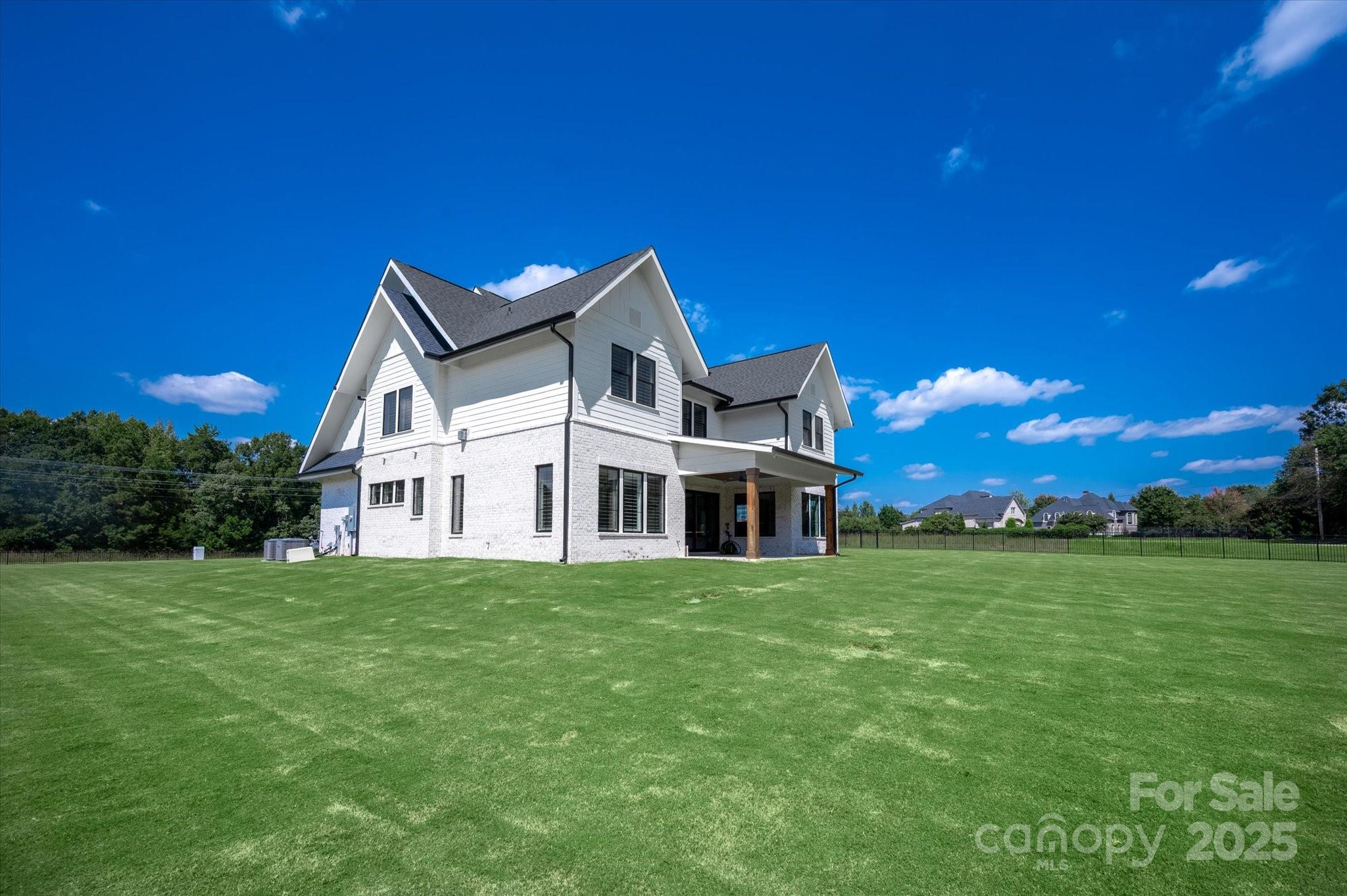 1405 Waxhaw Marvin Road