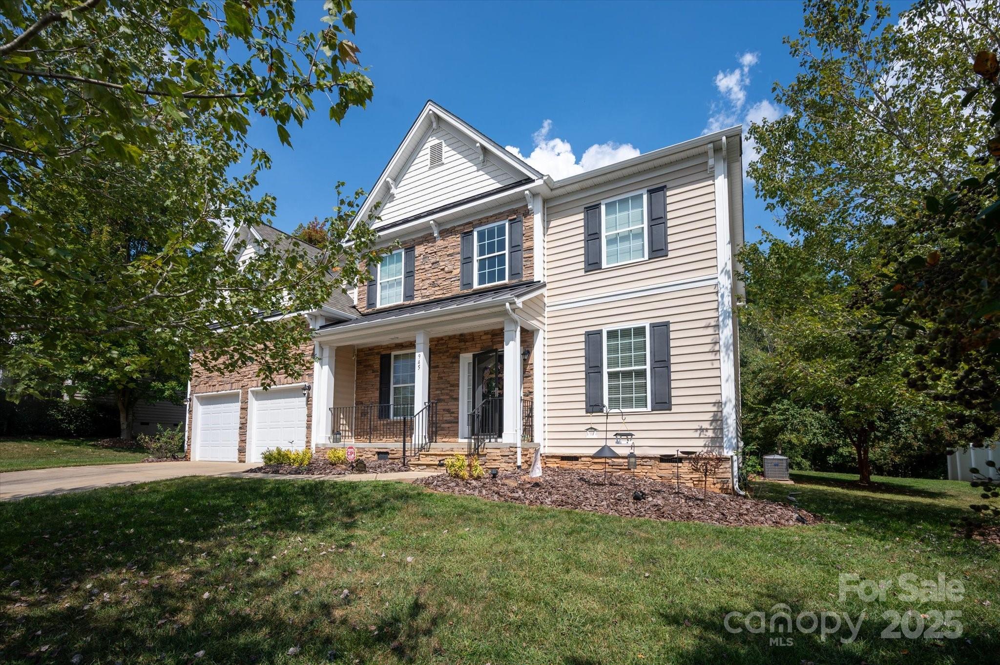 945 Vogel Way