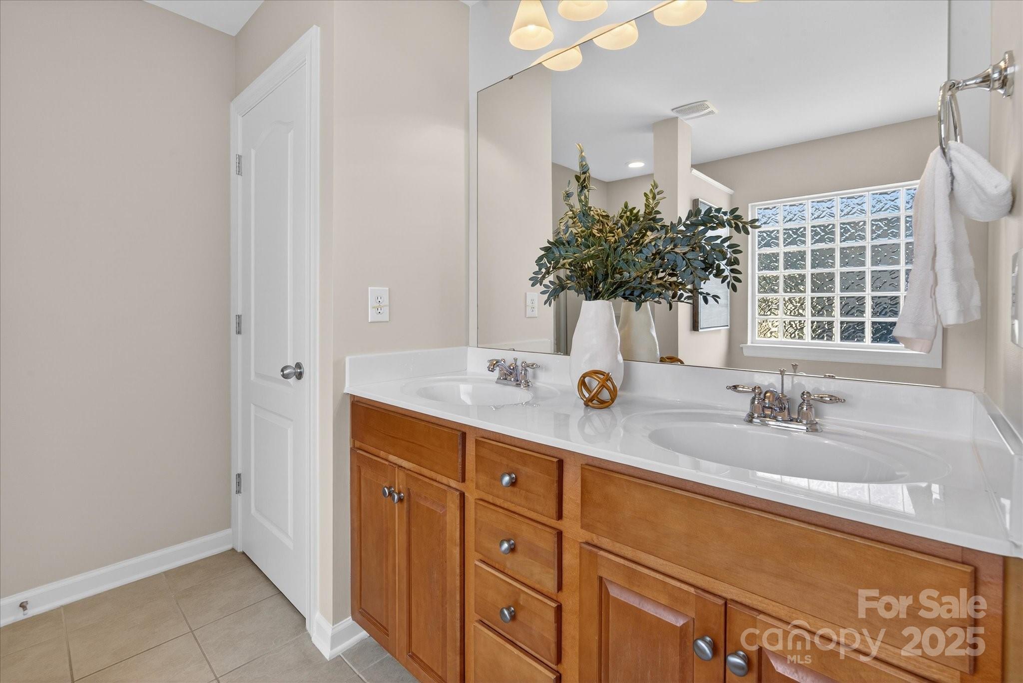 11008 Burnt Leather Lane