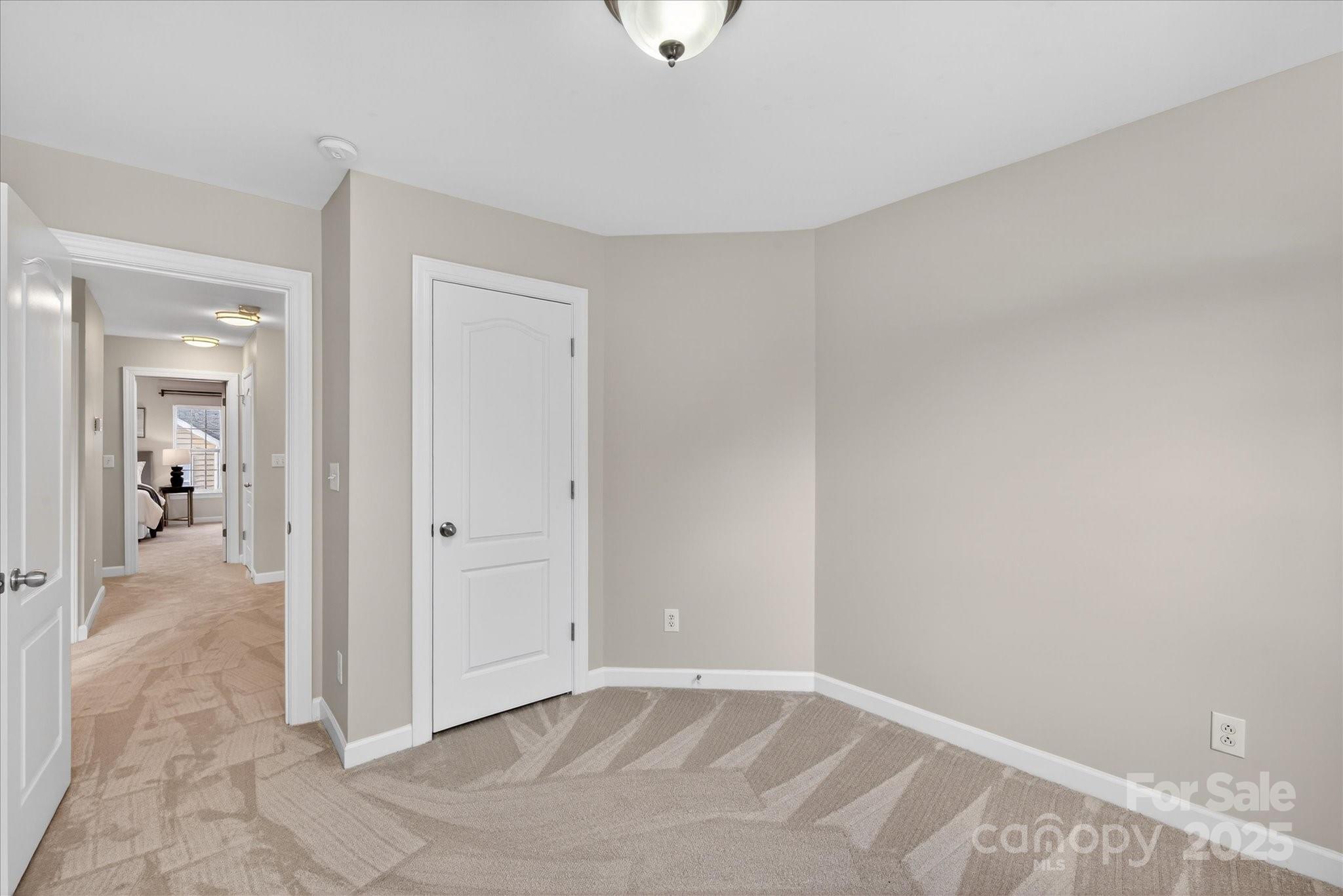 11008 Burnt Leather Lane