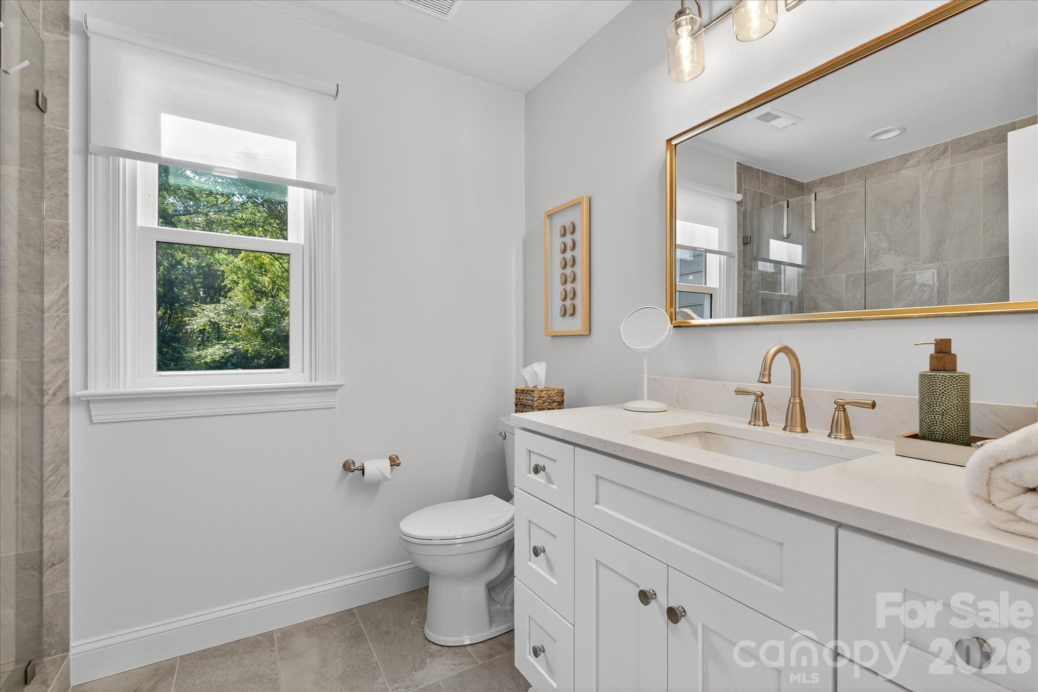 1302 Foxfield Road