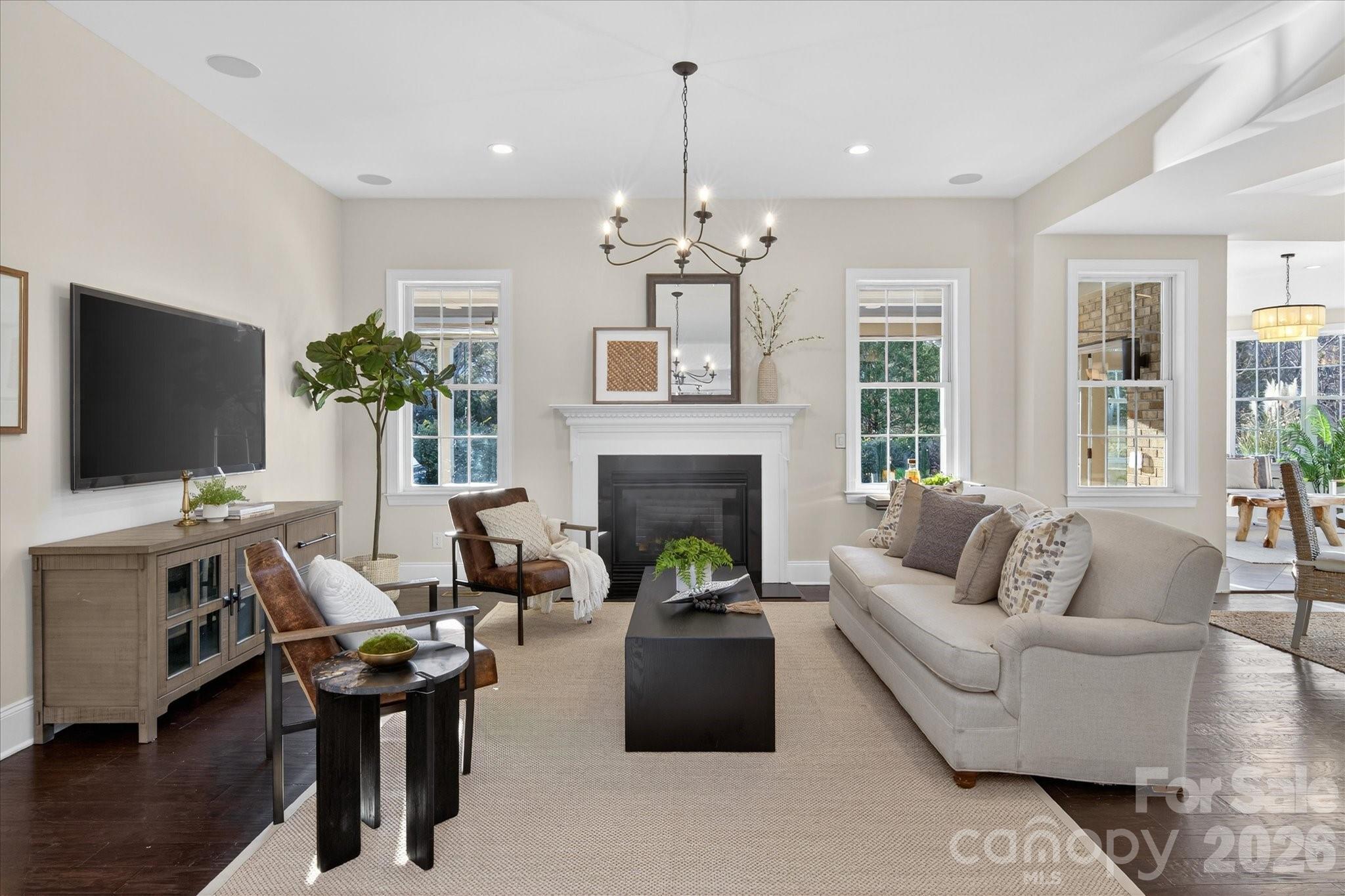 840 Wandering Way Drive