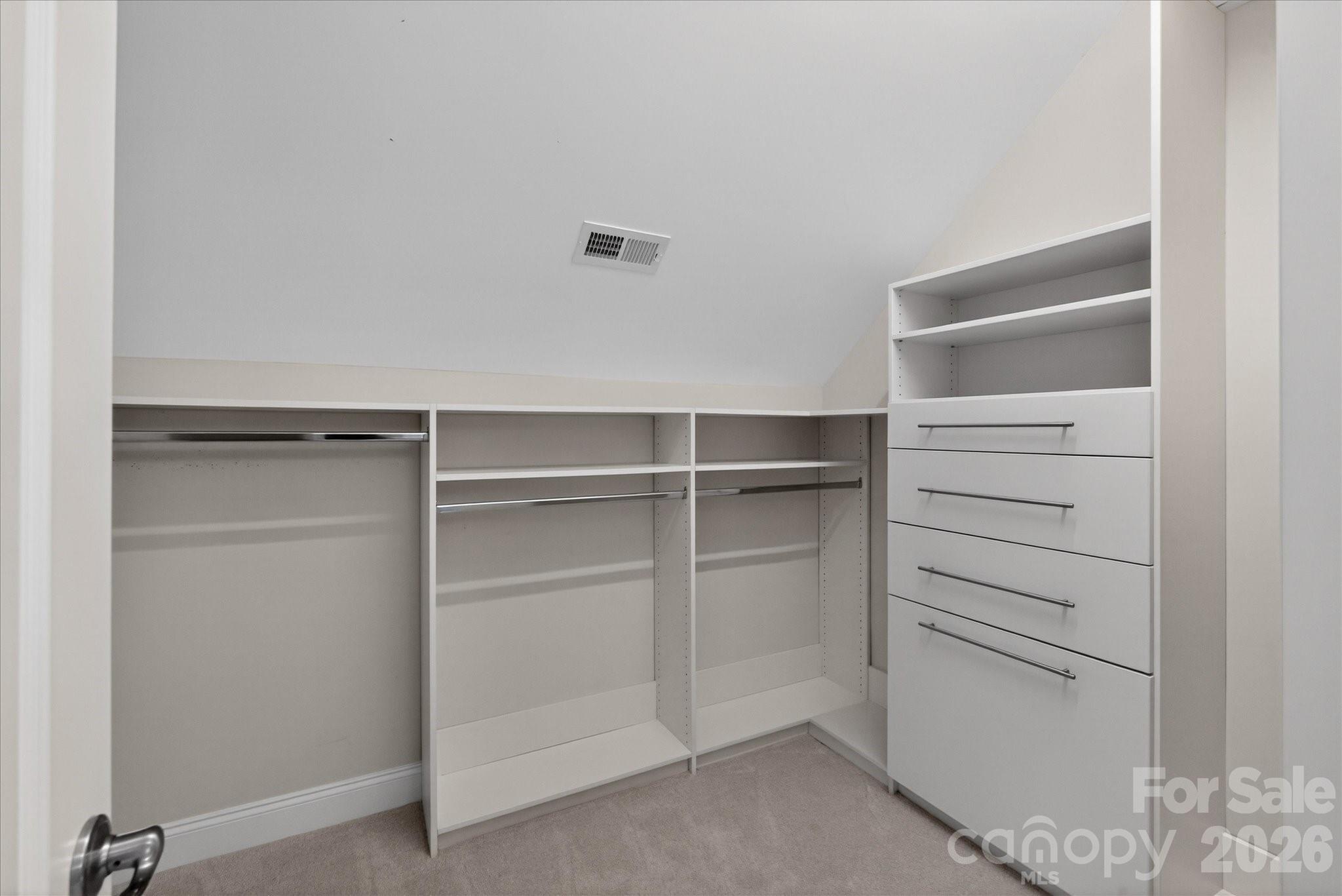 840 Wandering Way Drive