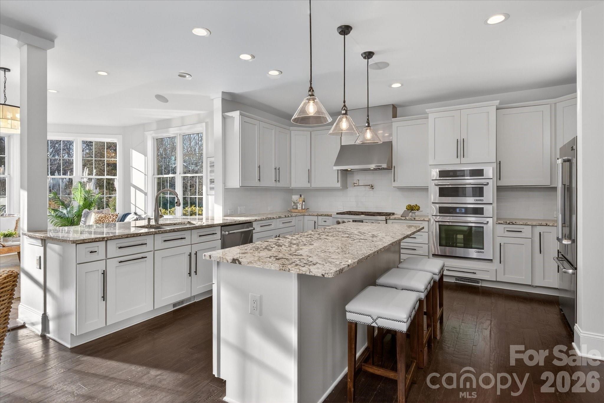 840 Wandering Way Drive