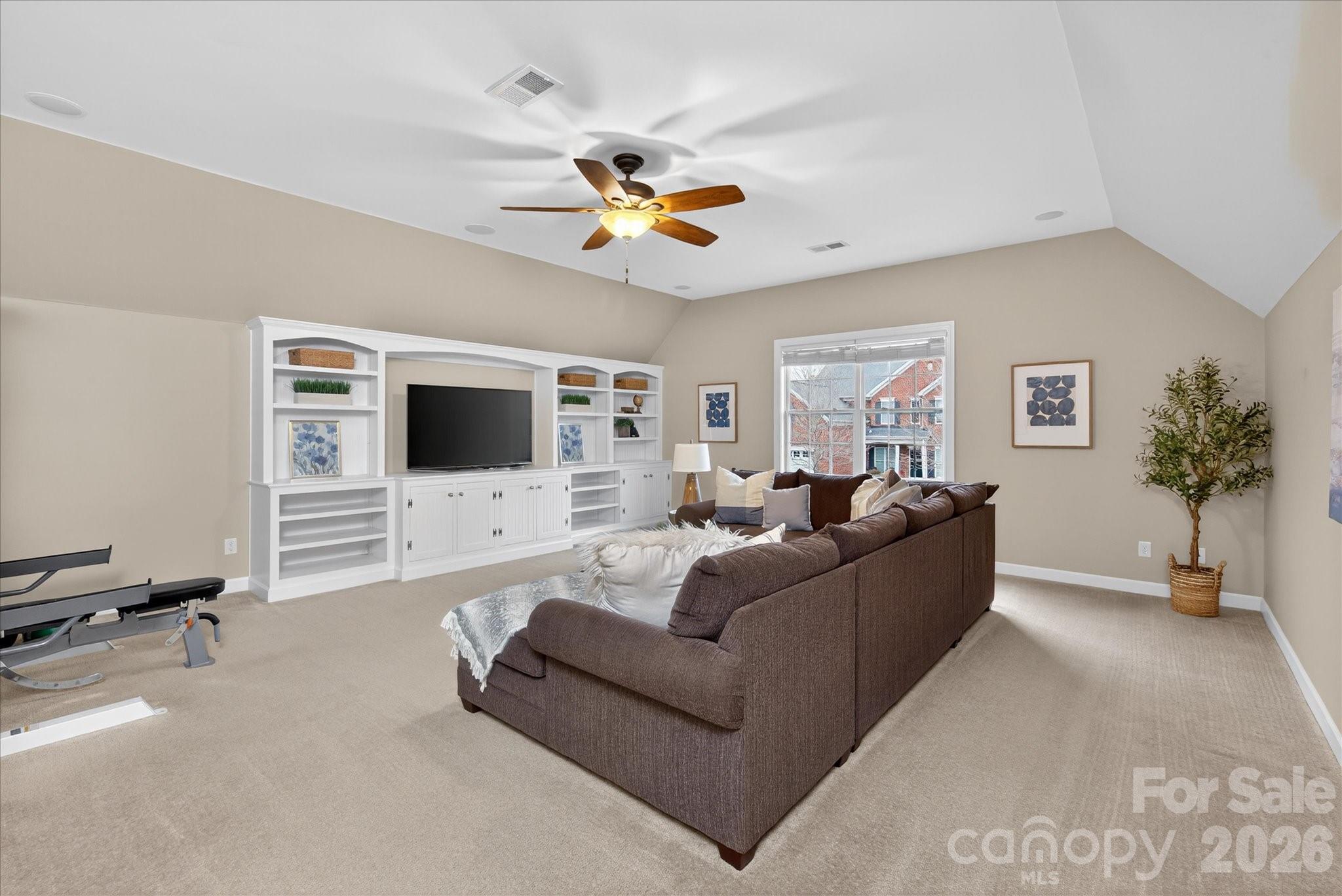 8456 Fairgreen Avenue