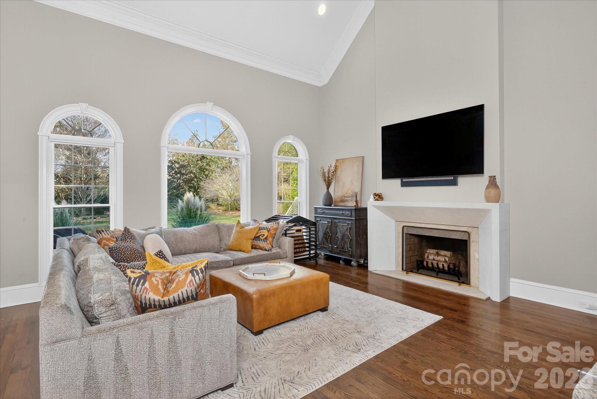 1202 Churchill Downs Drive