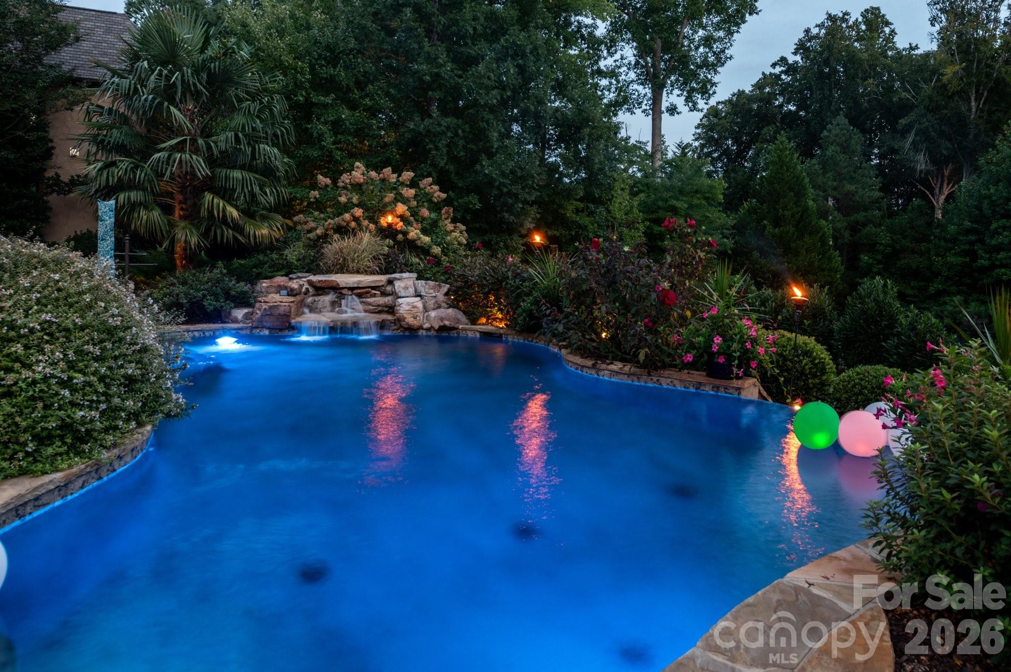 7915 Skye Lochs Drive