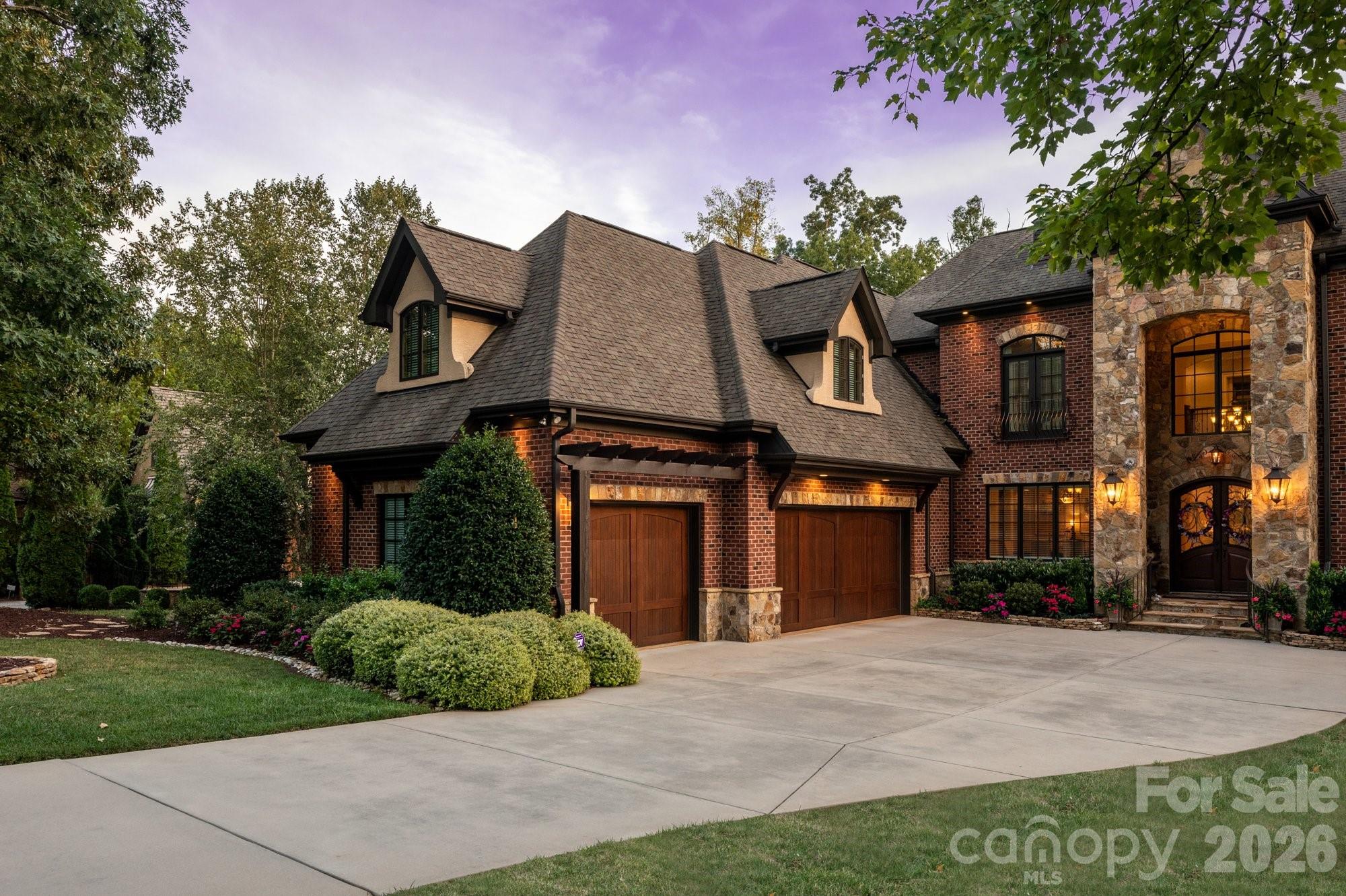 7915 Skye Lochs Drive