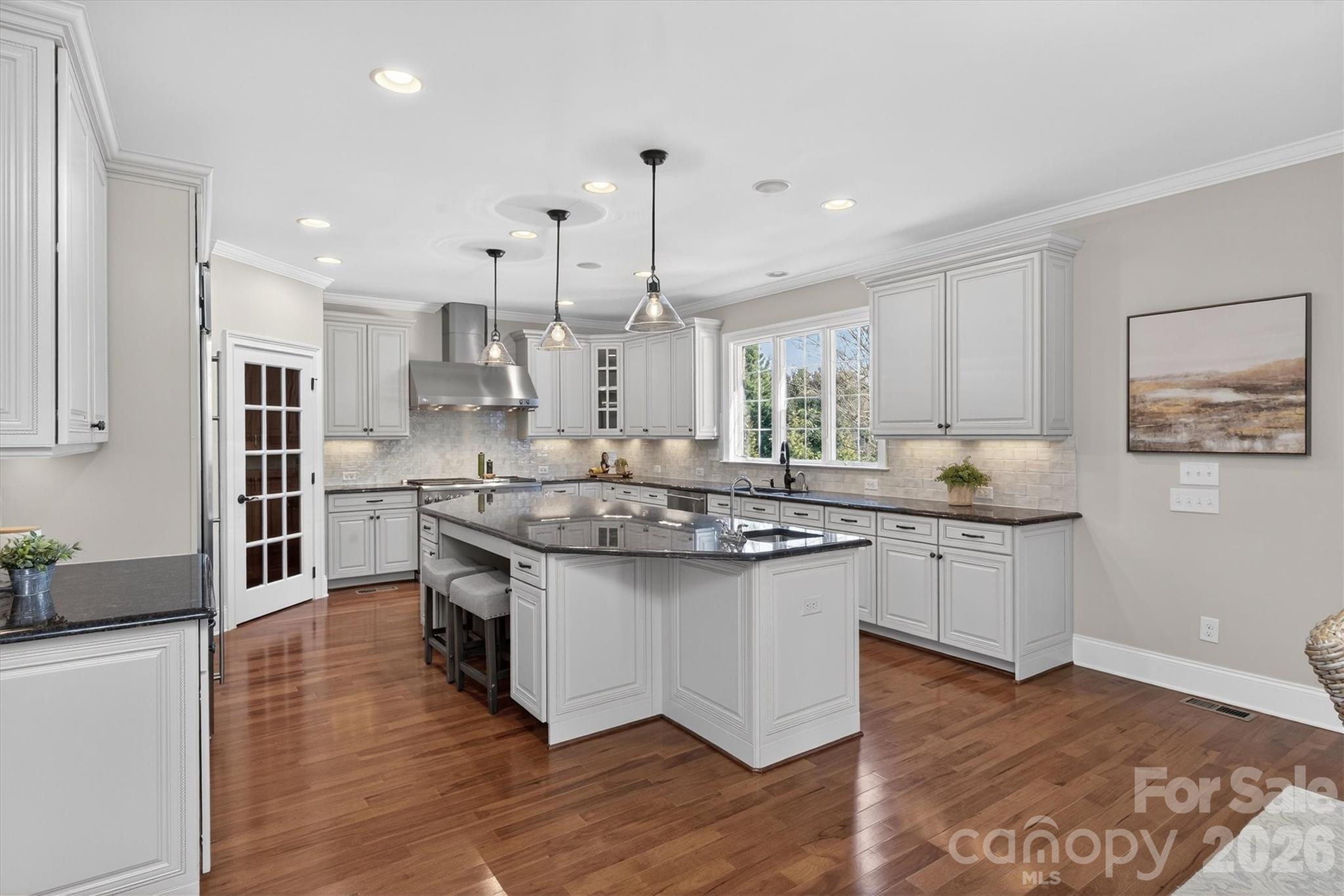 845 Wandering Way Drive