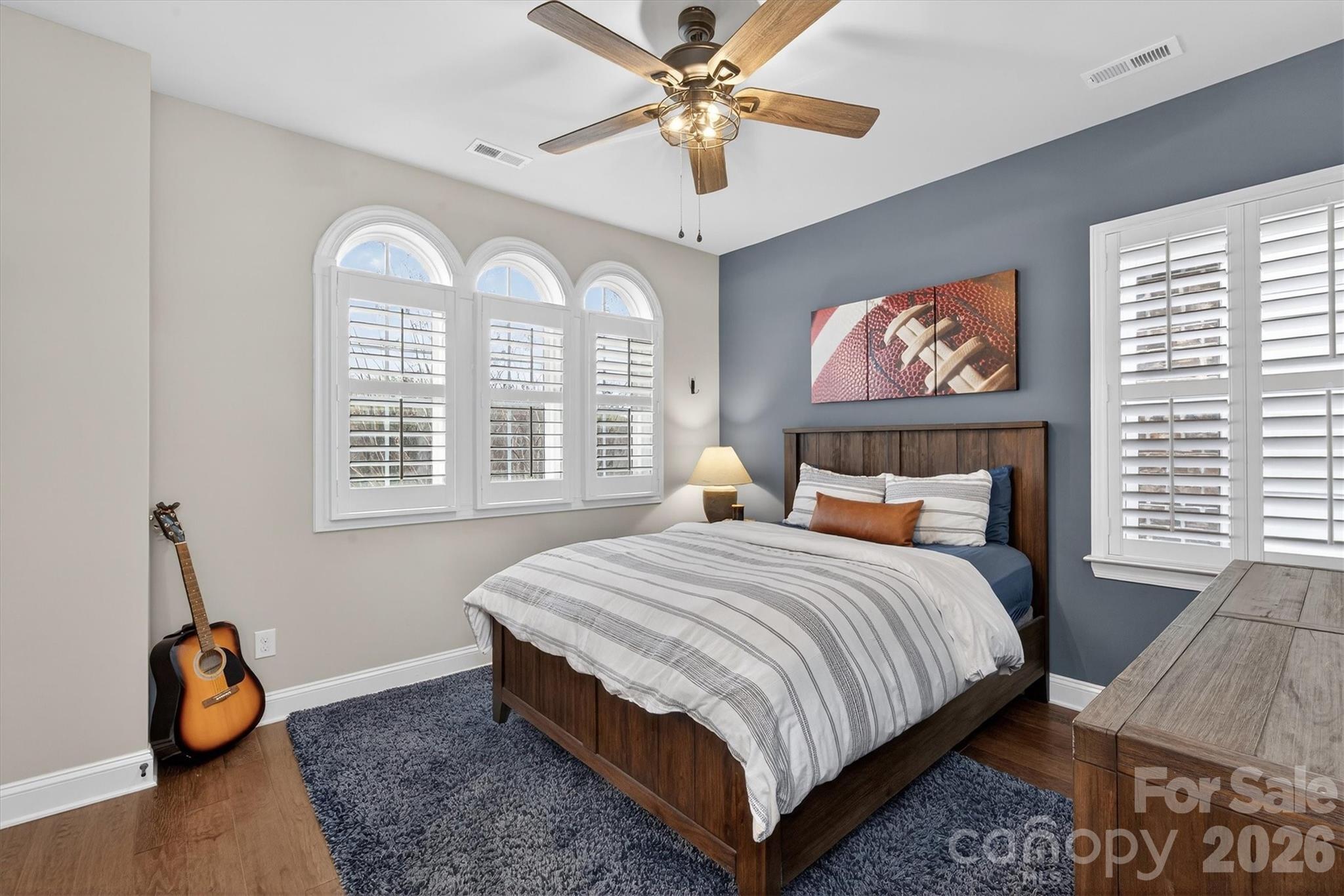 7712 Waverly Walk Avenue