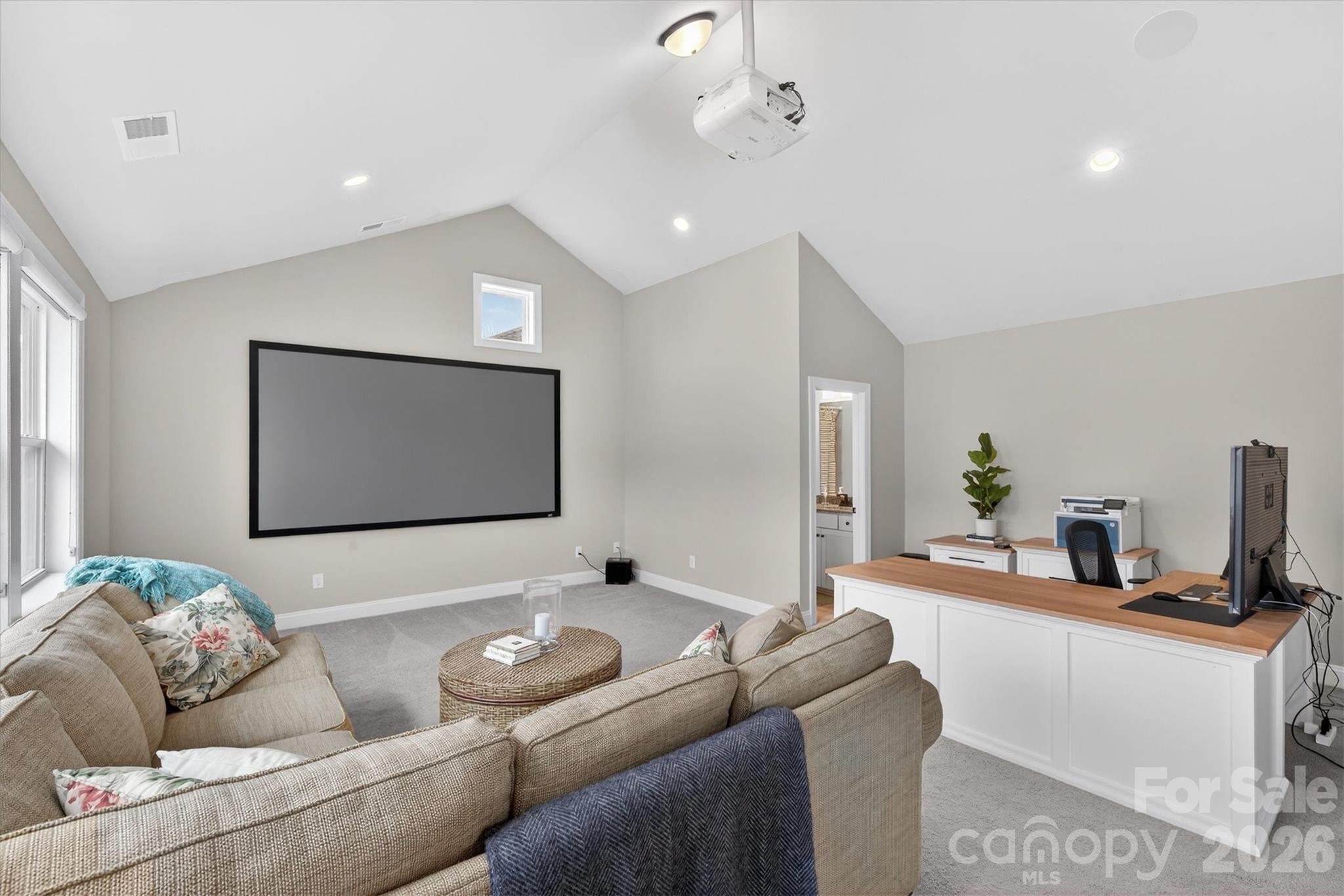 7712 Waverly Walk Avenue