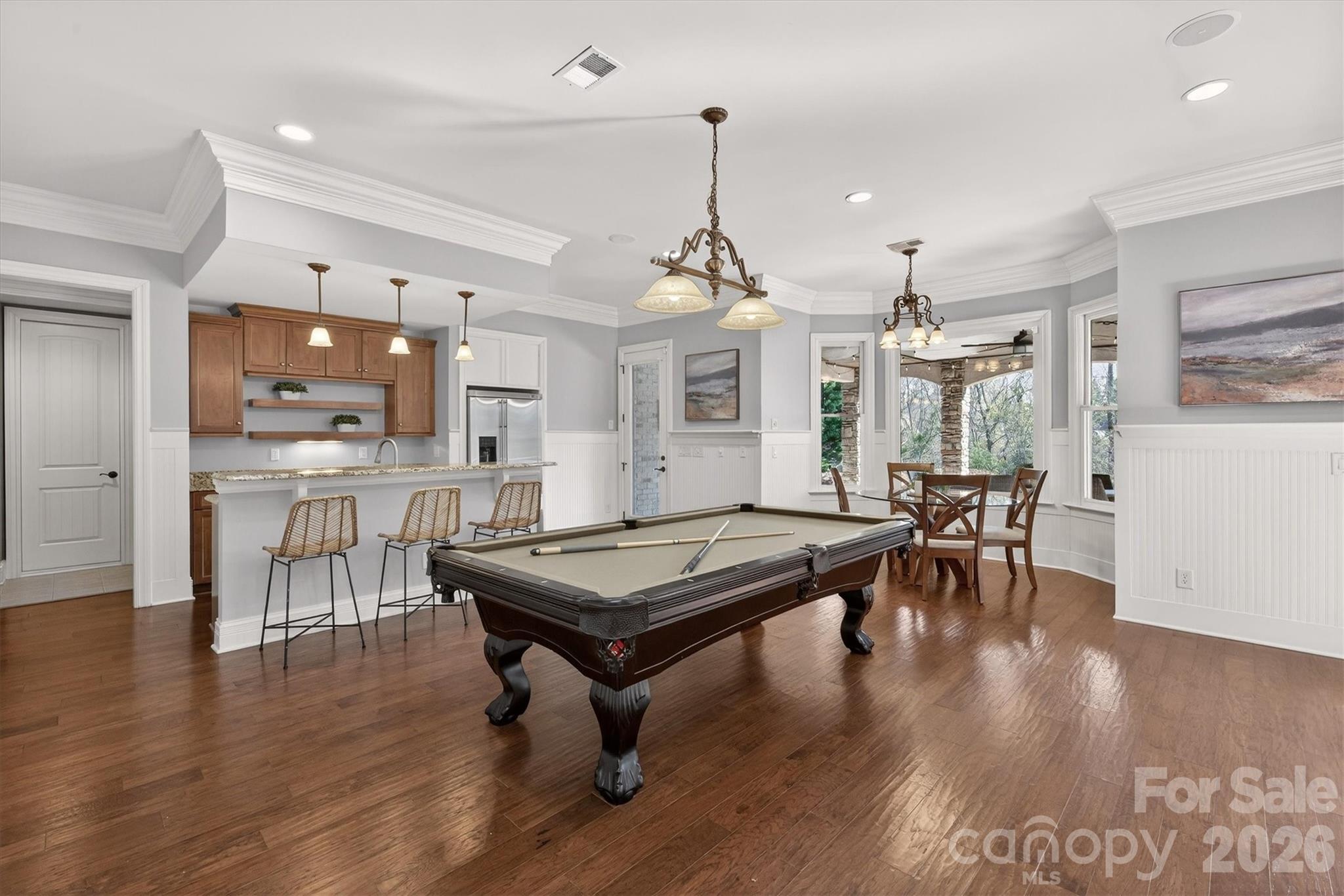 1401 Lookout Circle