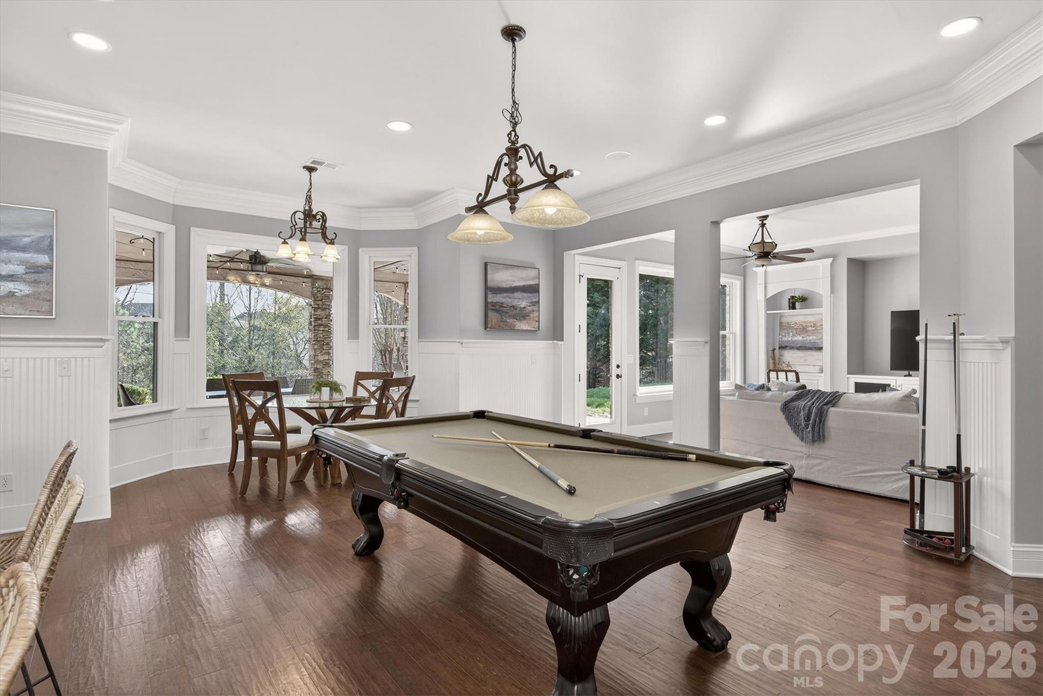 1401 Lookout Circle