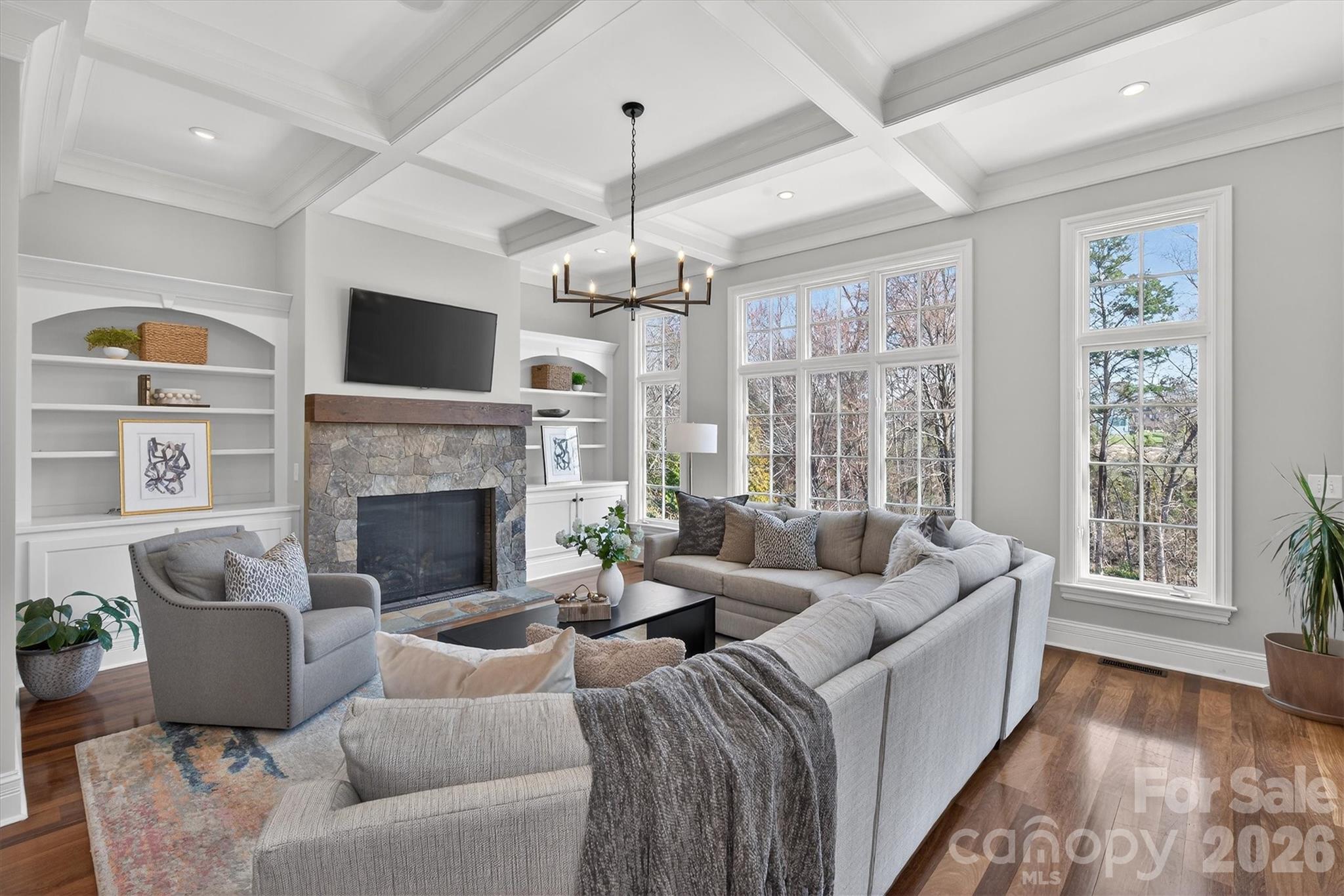 1915 Smarty Jones Drive