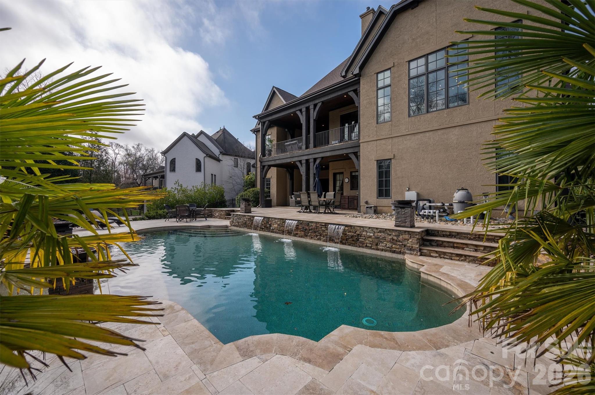 1915 Smarty Jones Drive