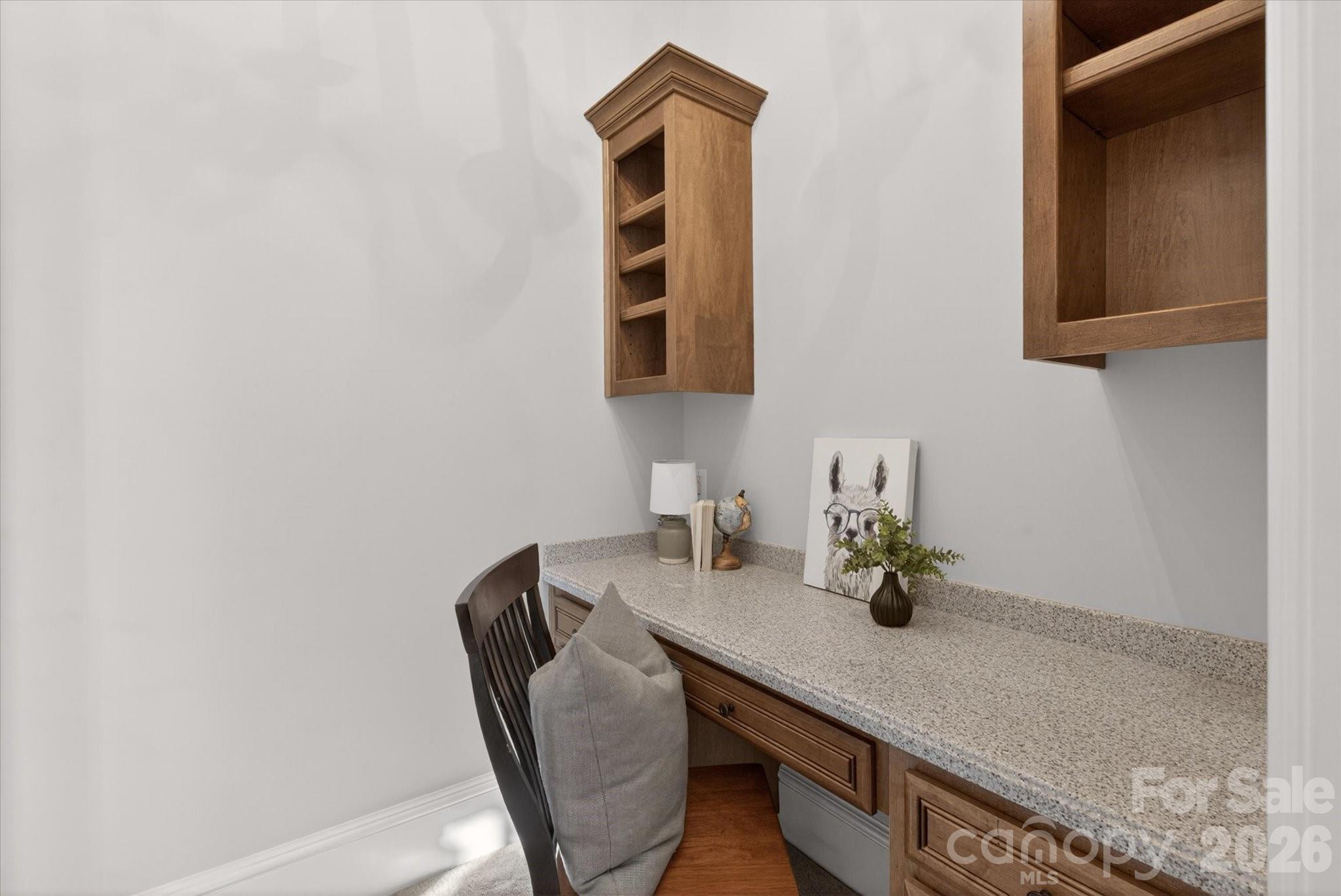 1629 Lookout Circle