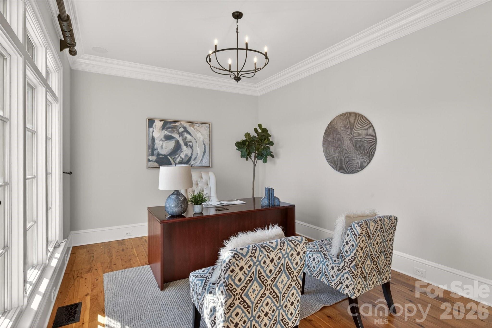 1629 Lookout Circle