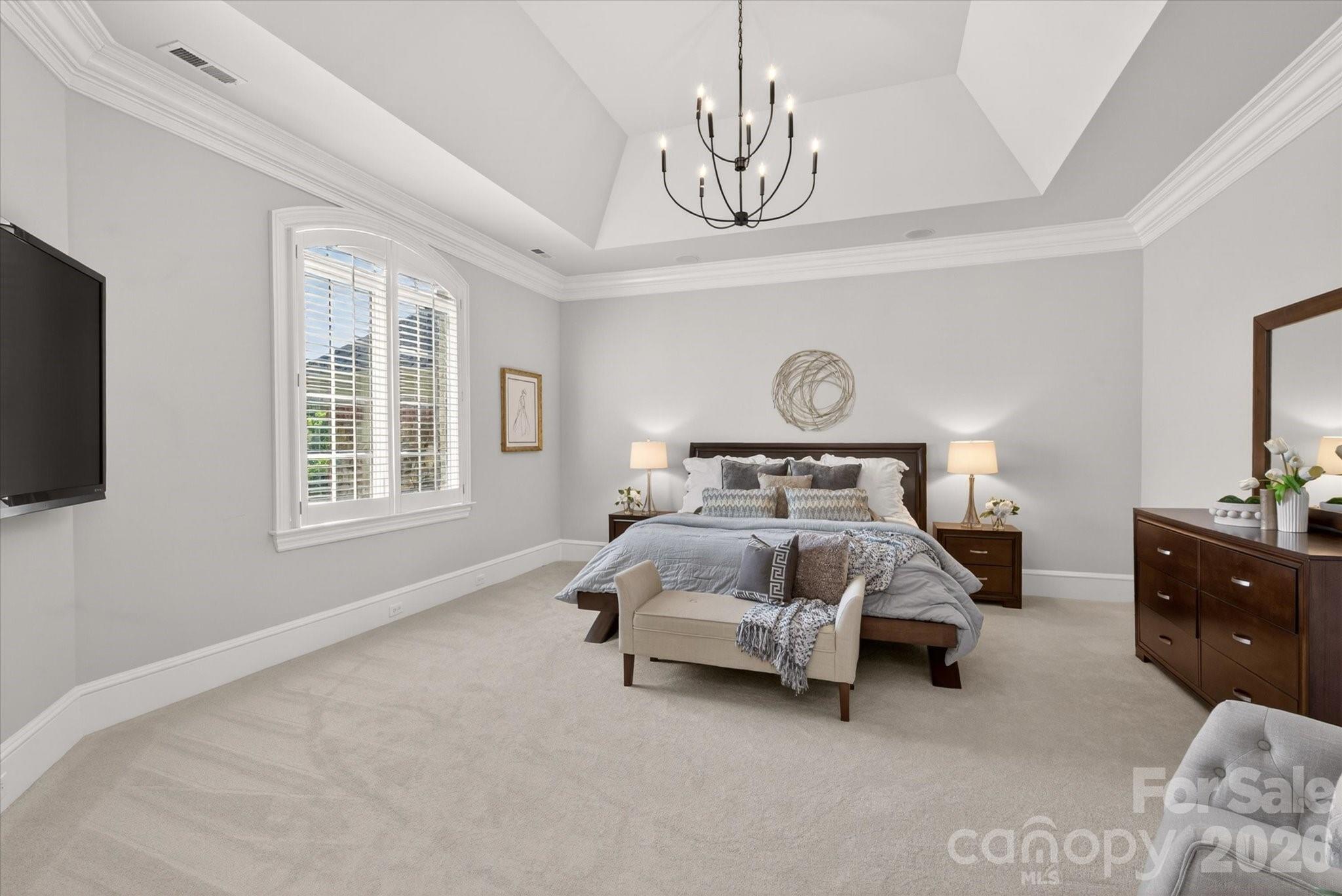 1629 Lookout Circle