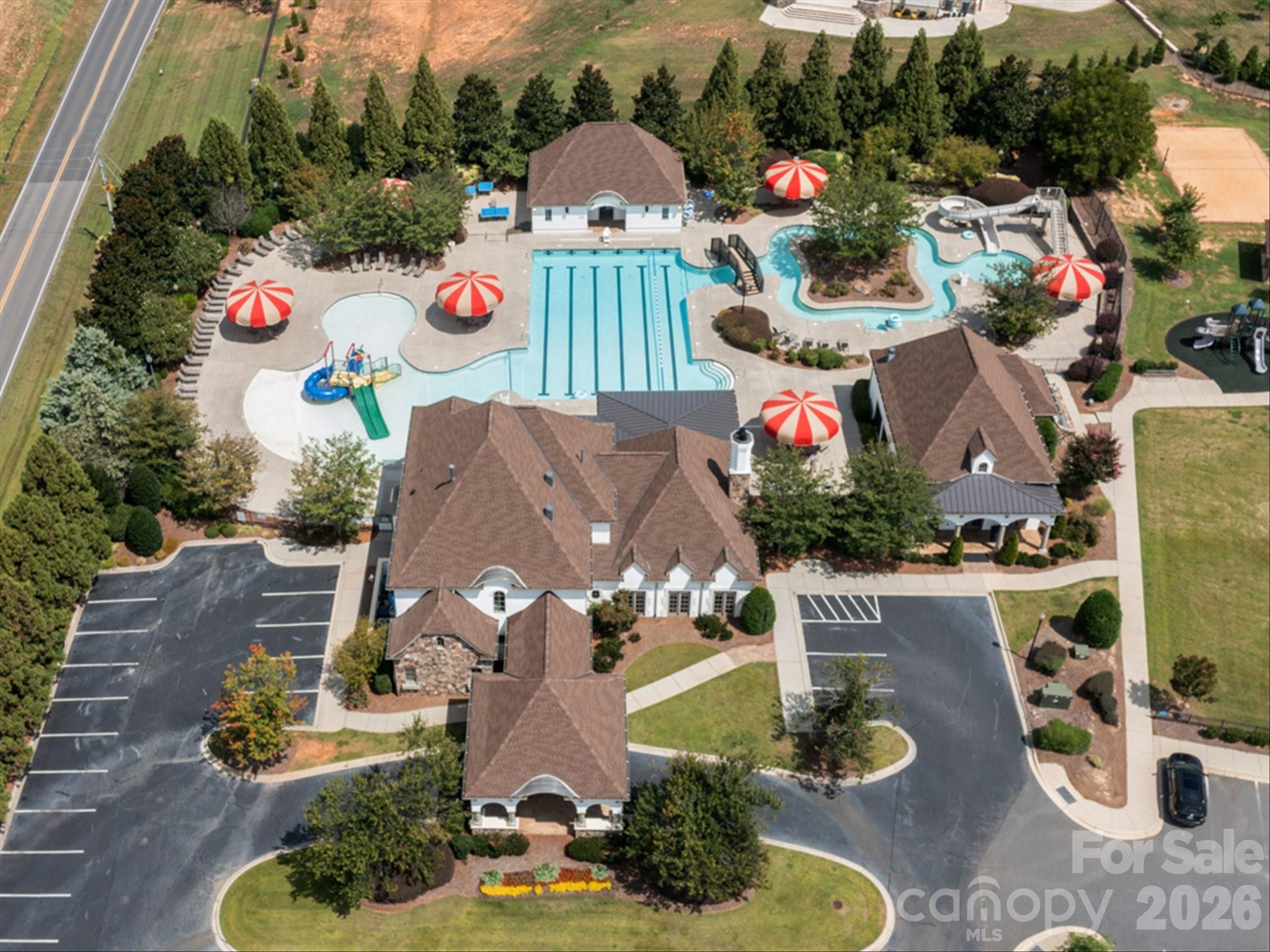 1629 Lookout Circle