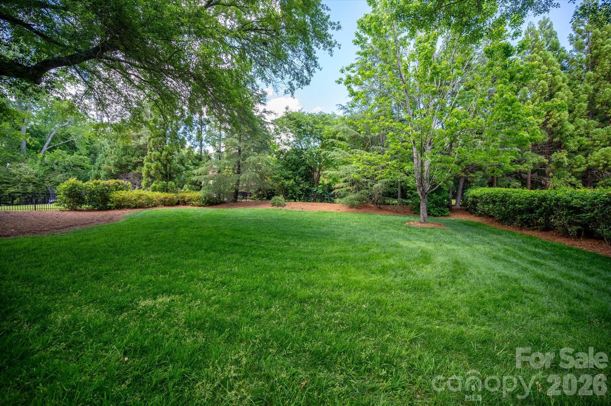 1629 Lookout Circle