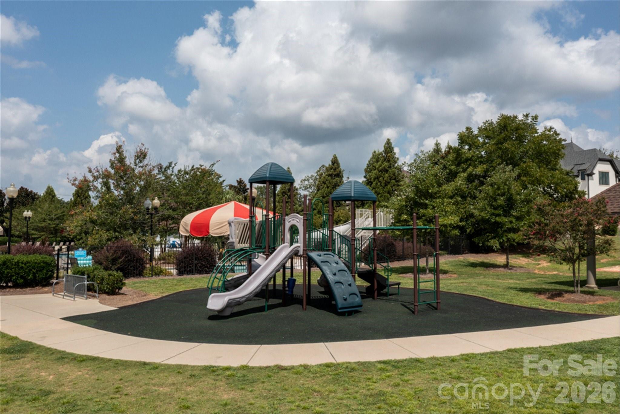 1629 Lookout Circle