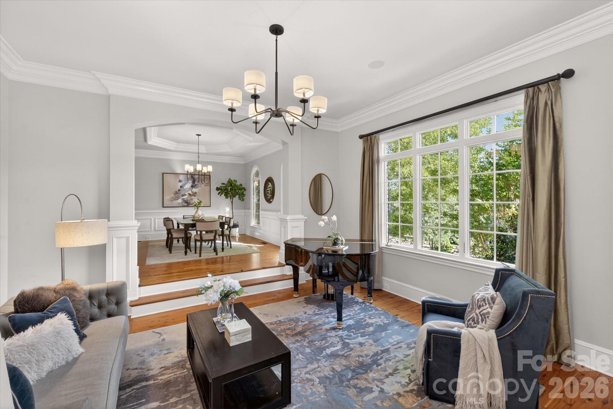1629 Lookout Circle