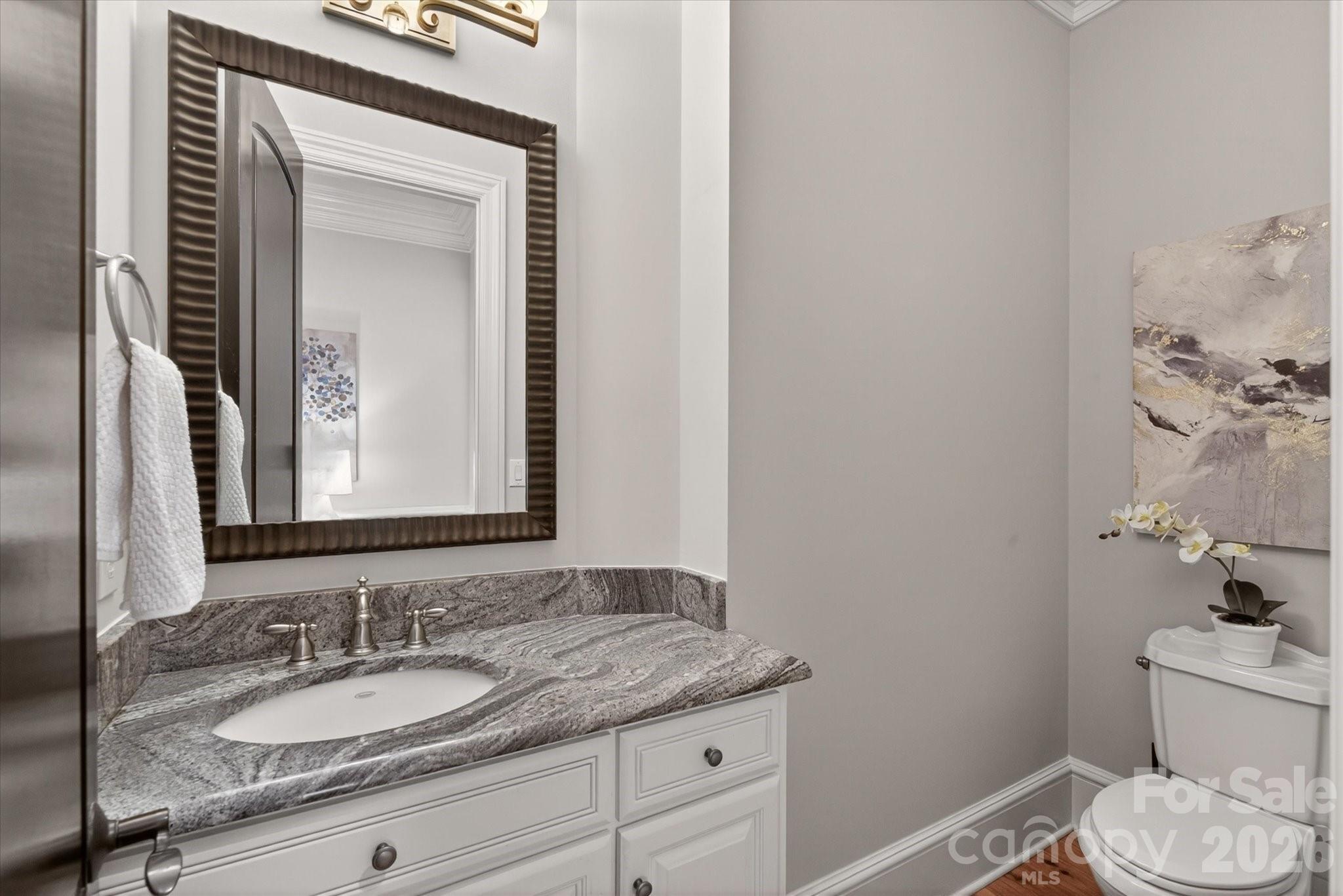 1629 Lookout Circle
