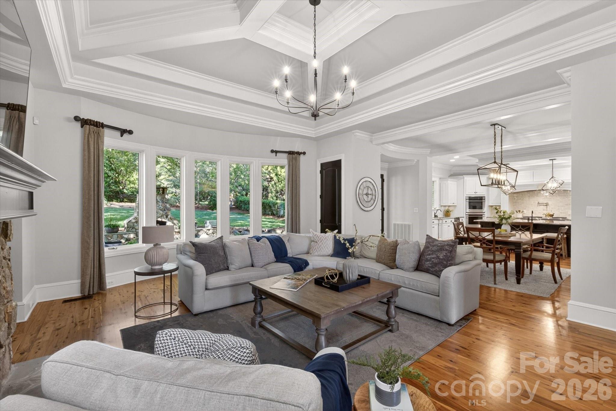 1629 Lookout Circle