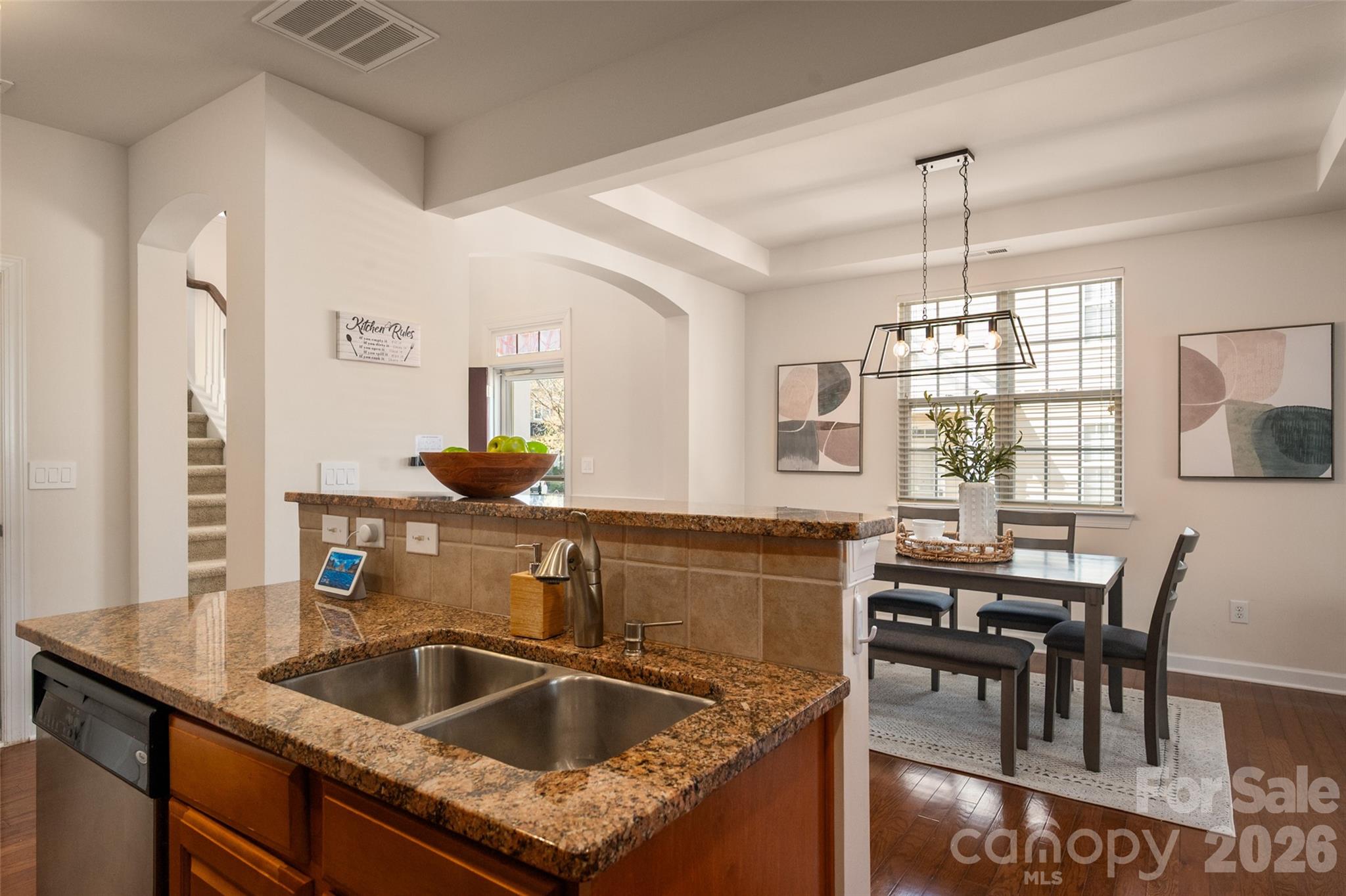 11021 Lucky Horseshoe Lane