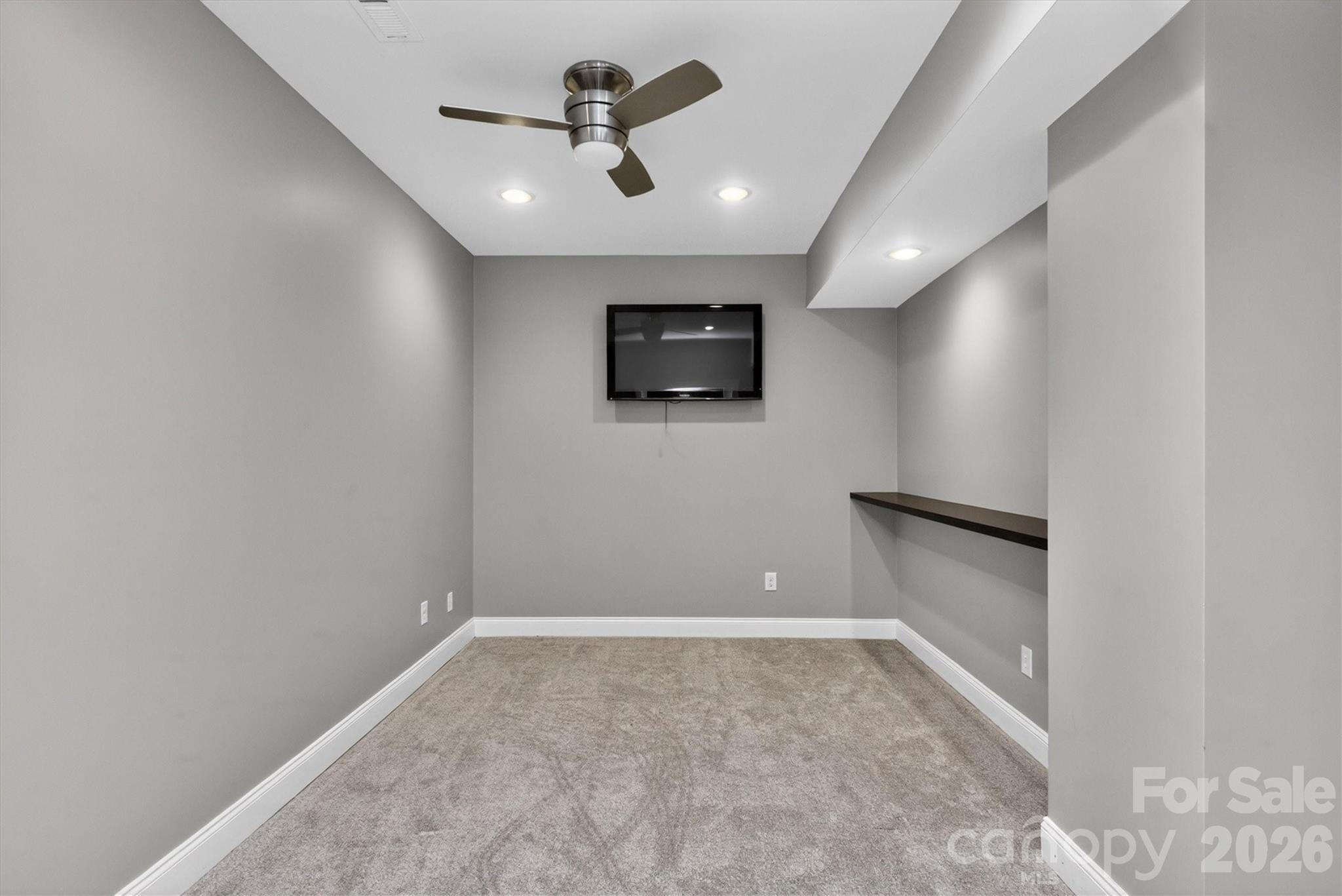 6017 Autumn Blossom Lane