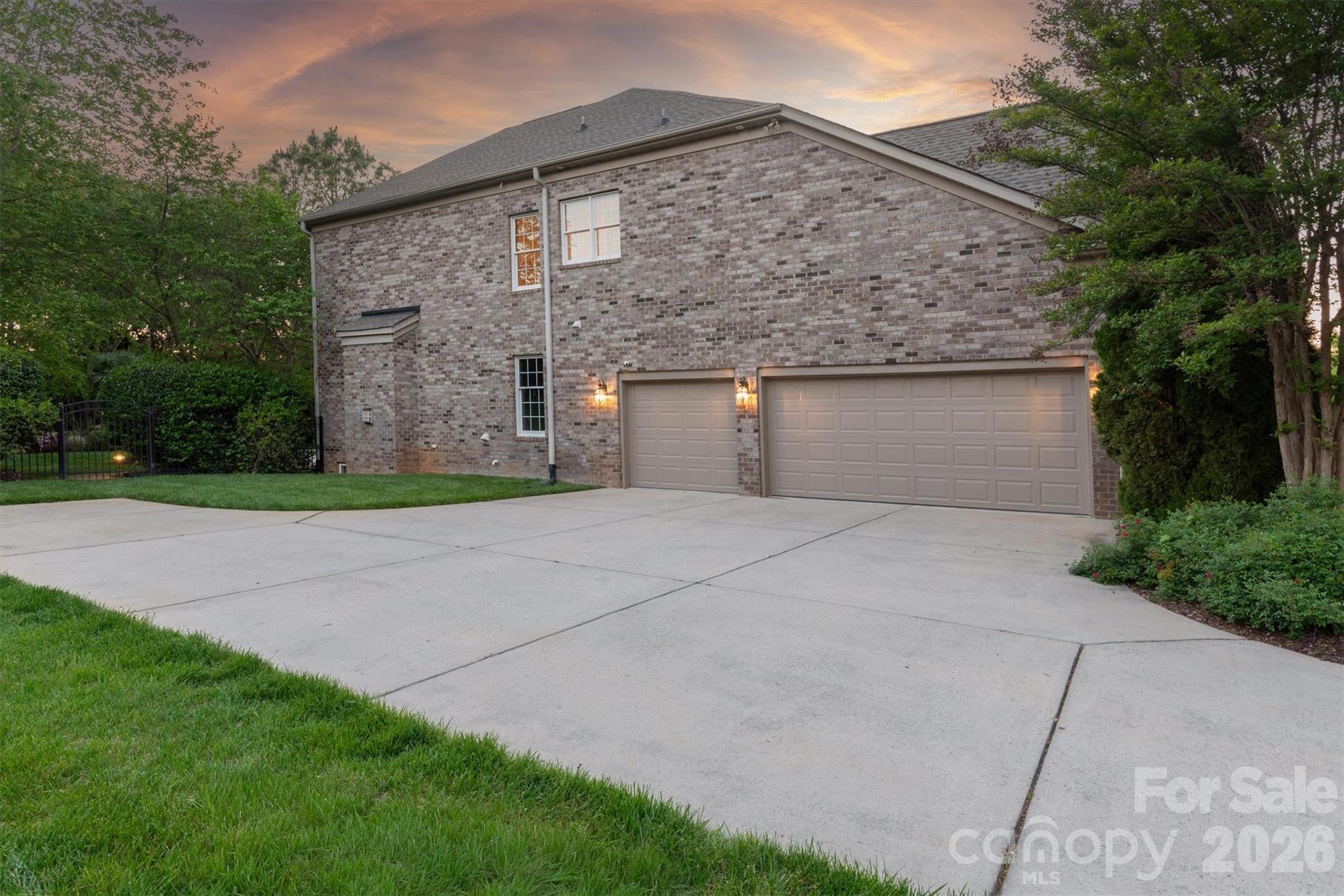 6017 Autumn Blossom Lane