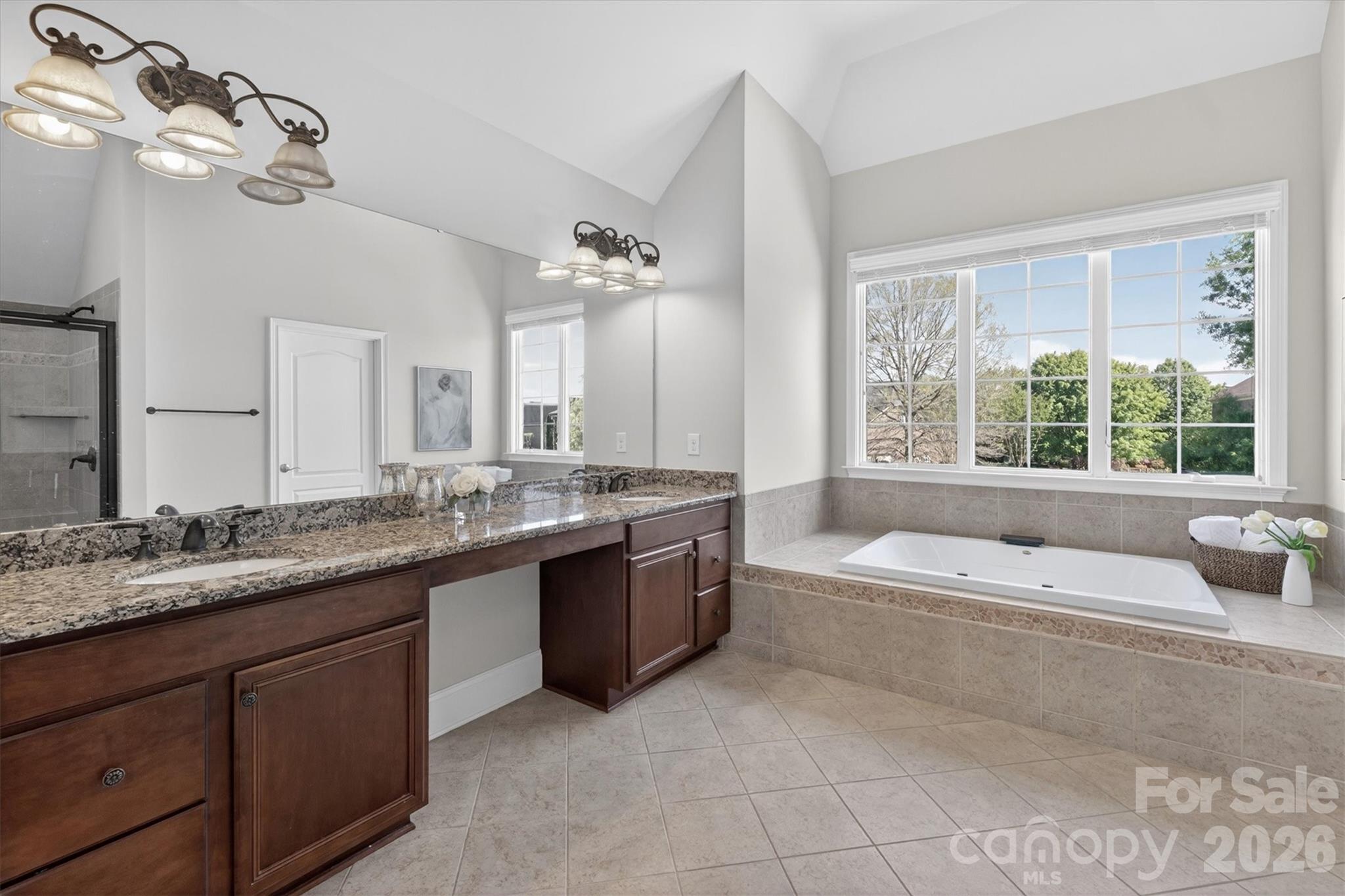 804 Wandering Way Drive