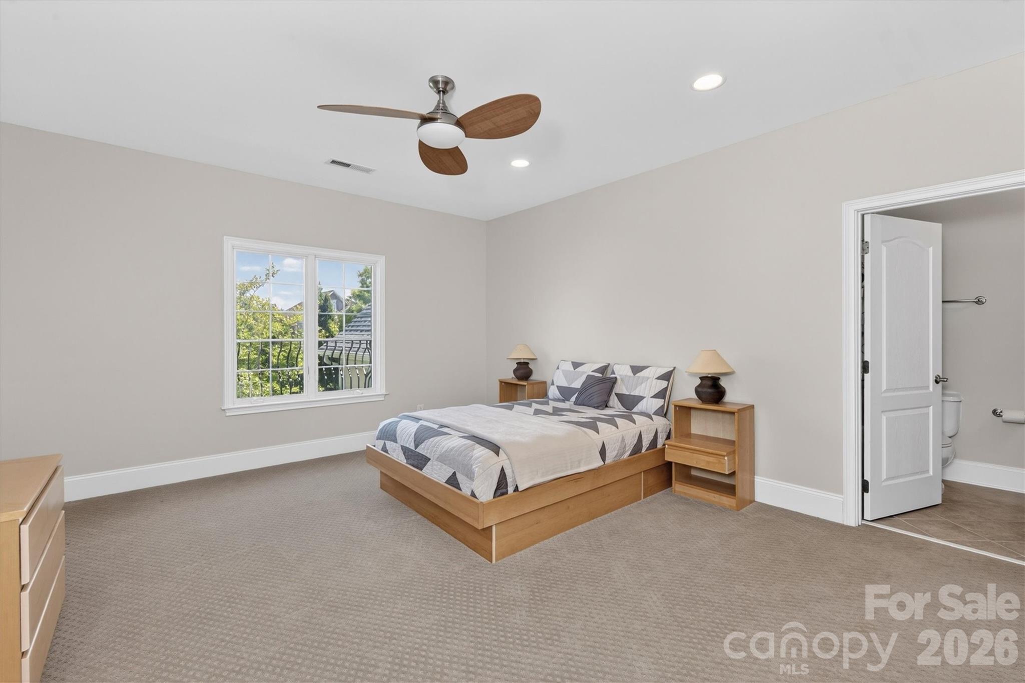 804 Wandering Way Drive