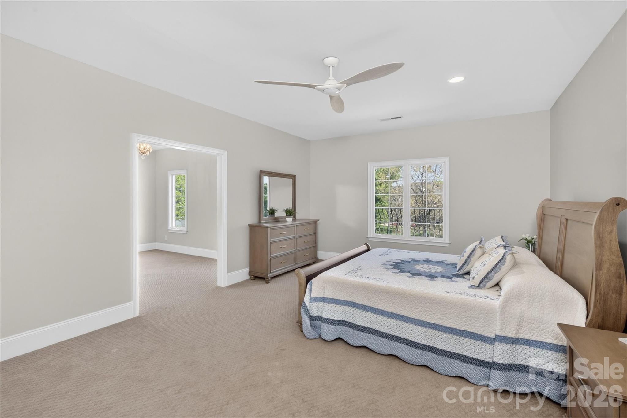 804 Wandering Way Drive