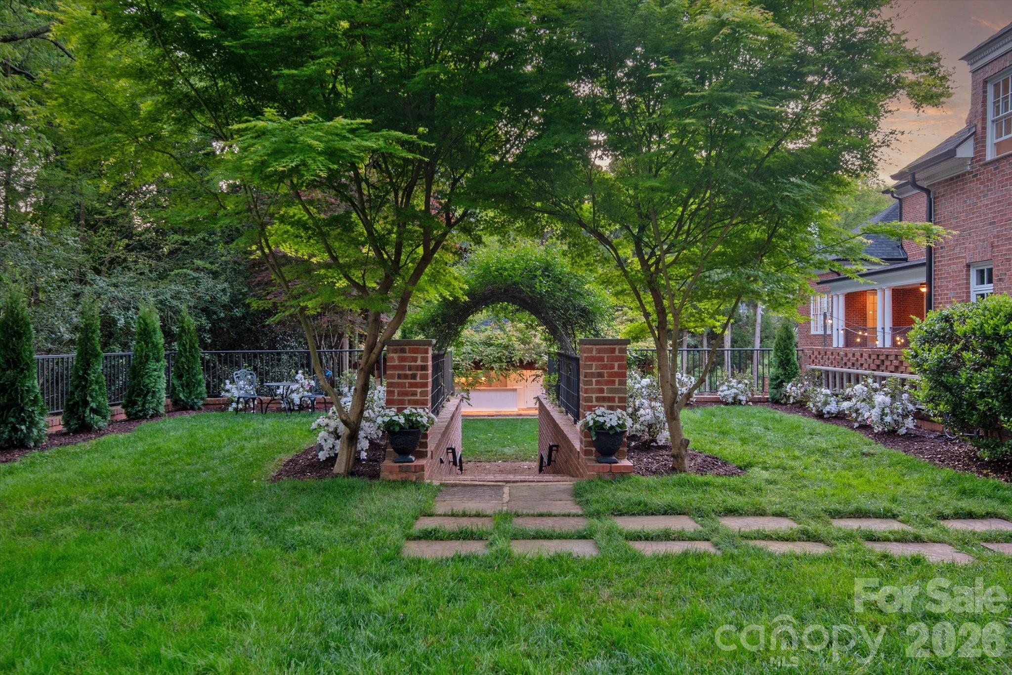 3314 Leamington Lane