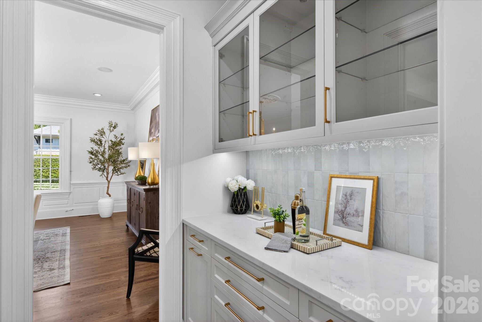 3314 Leamington Lane