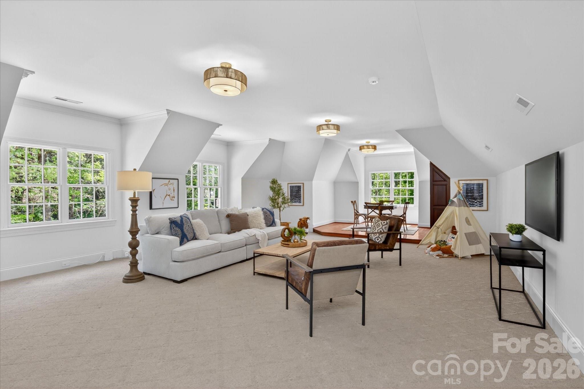 3314 Leamington Lane