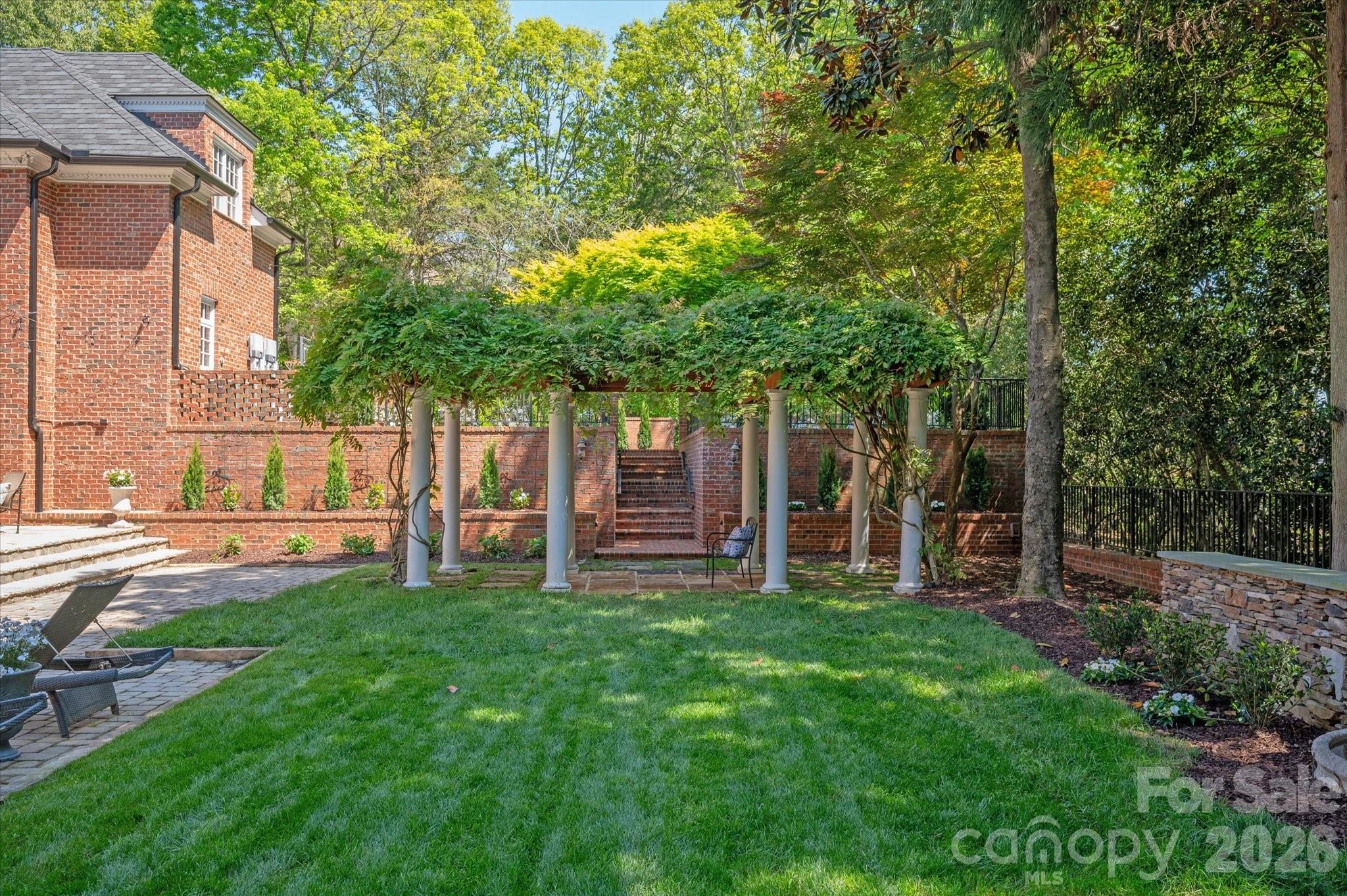 3314 Leamington Lane