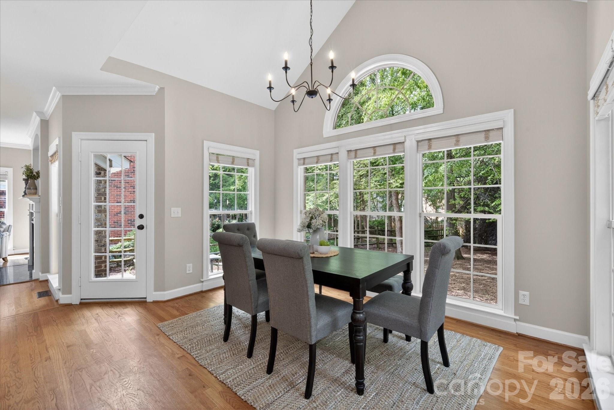 8700 Edgewater Court