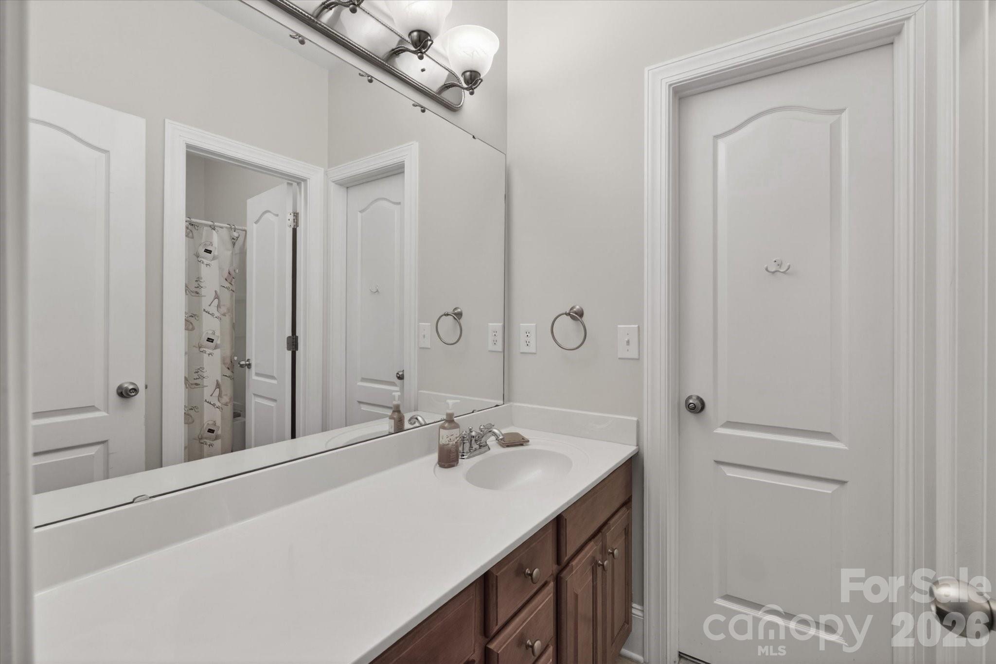 4936 Hawk Shadow Lane