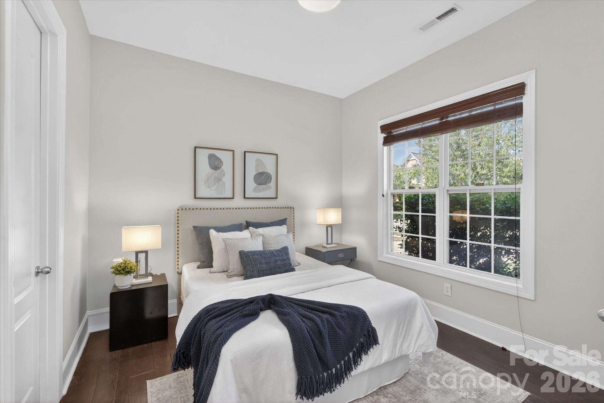 4936 Hawk Shadow Lane
